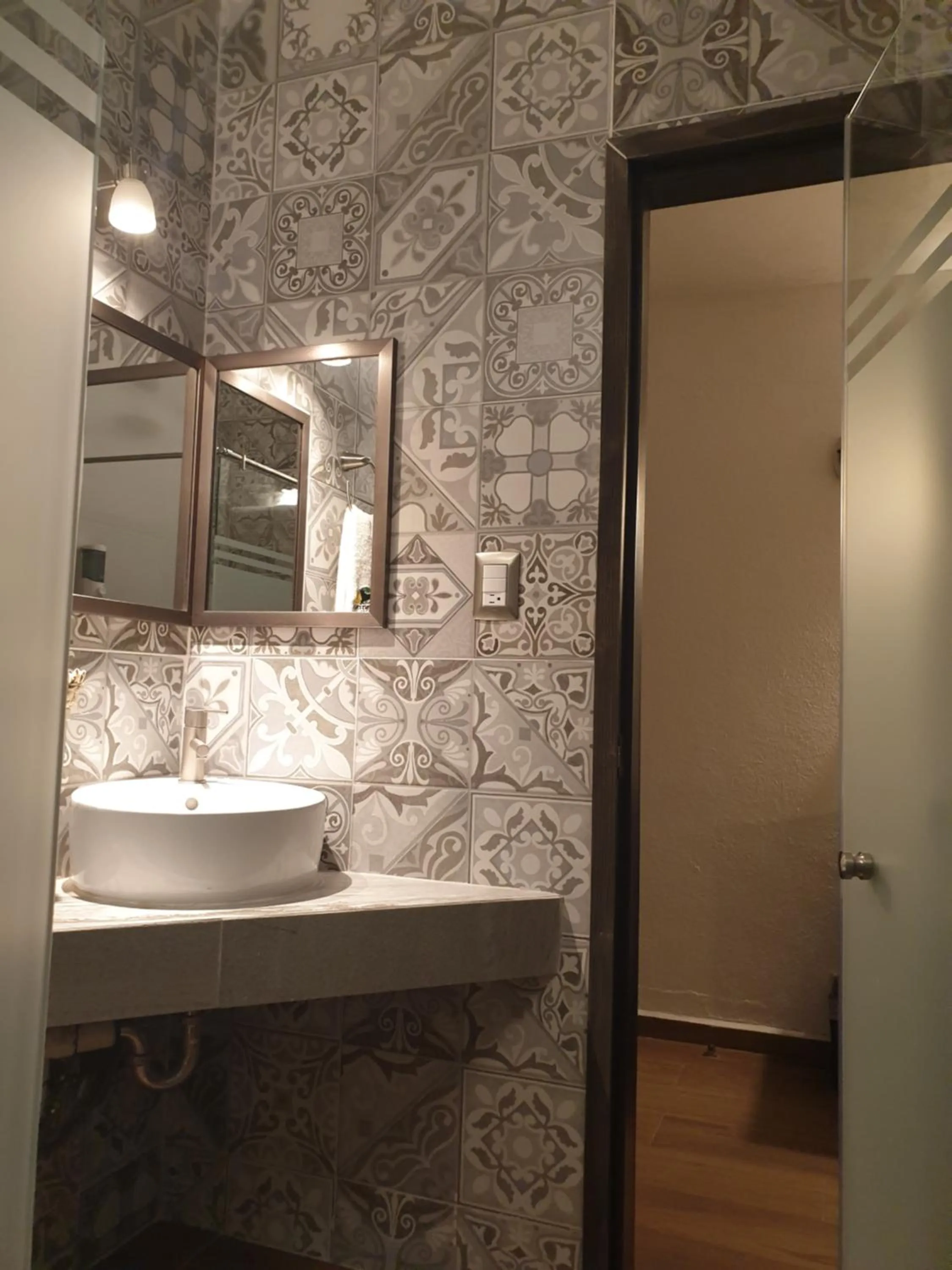 Bathroom in Hotel Don Carlos