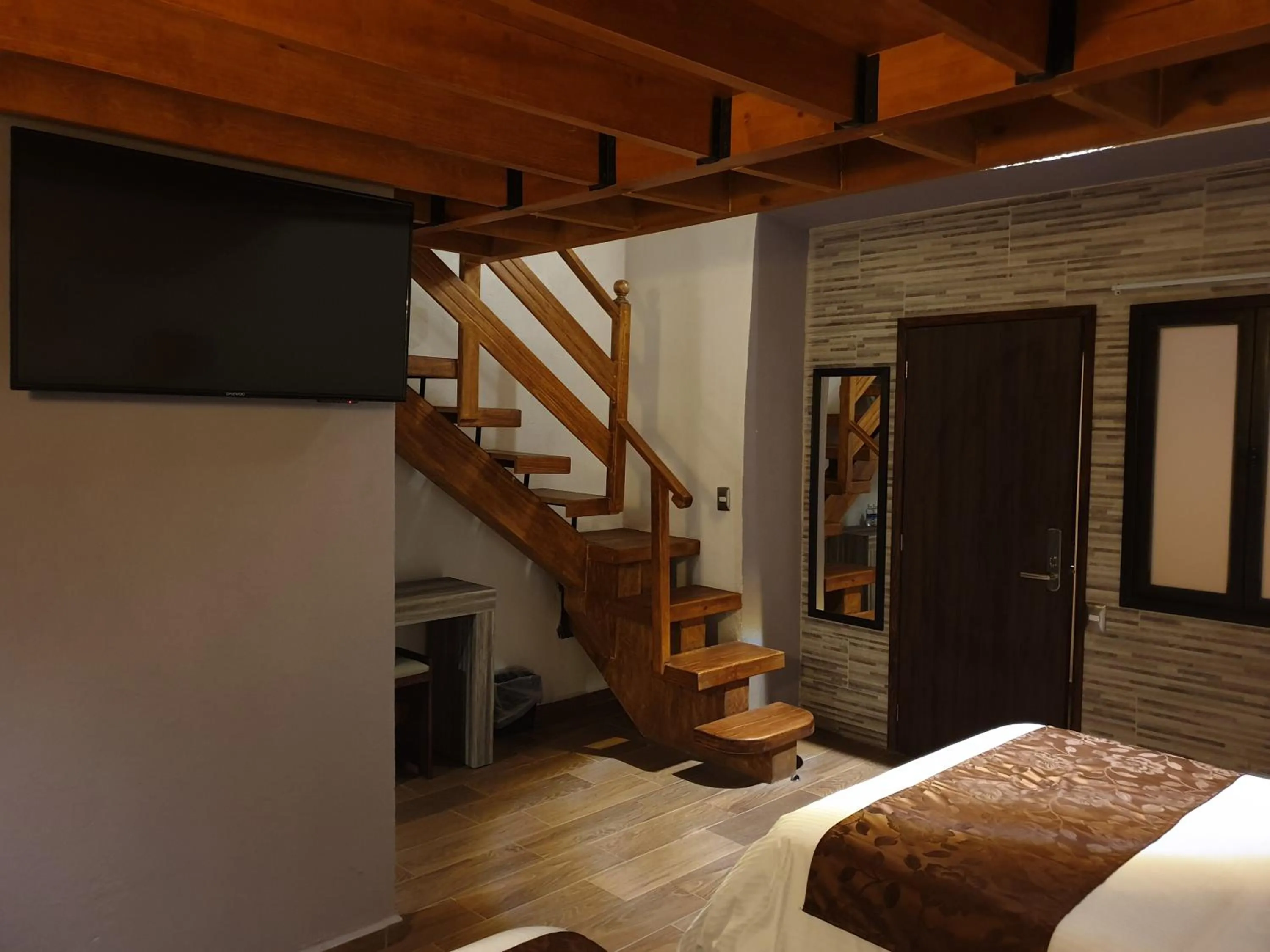 Photo of the whole room, Bed in Hotel Don Carlos