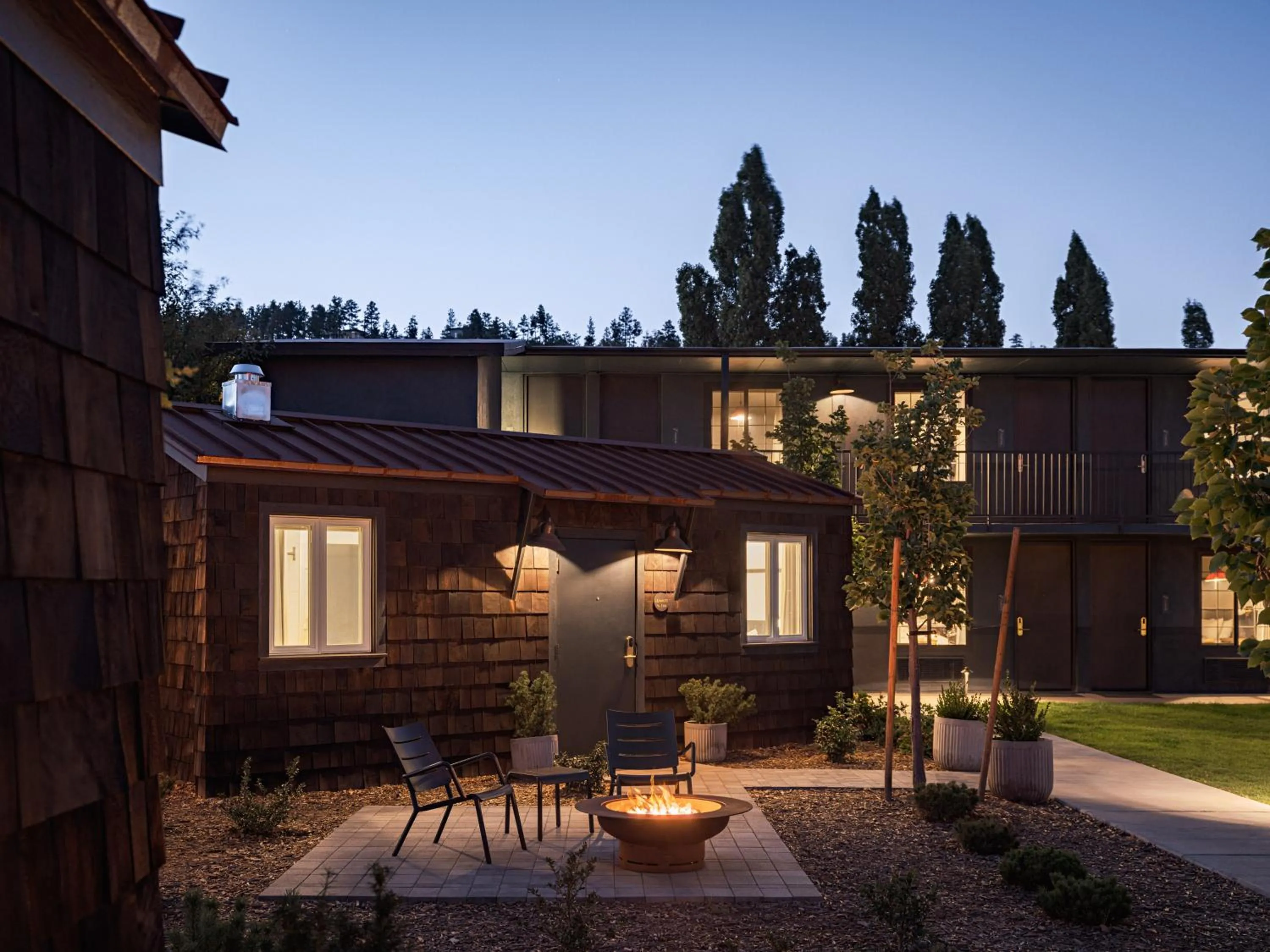 Property building in High Country Motor Lodge - Near NAU and Downtown