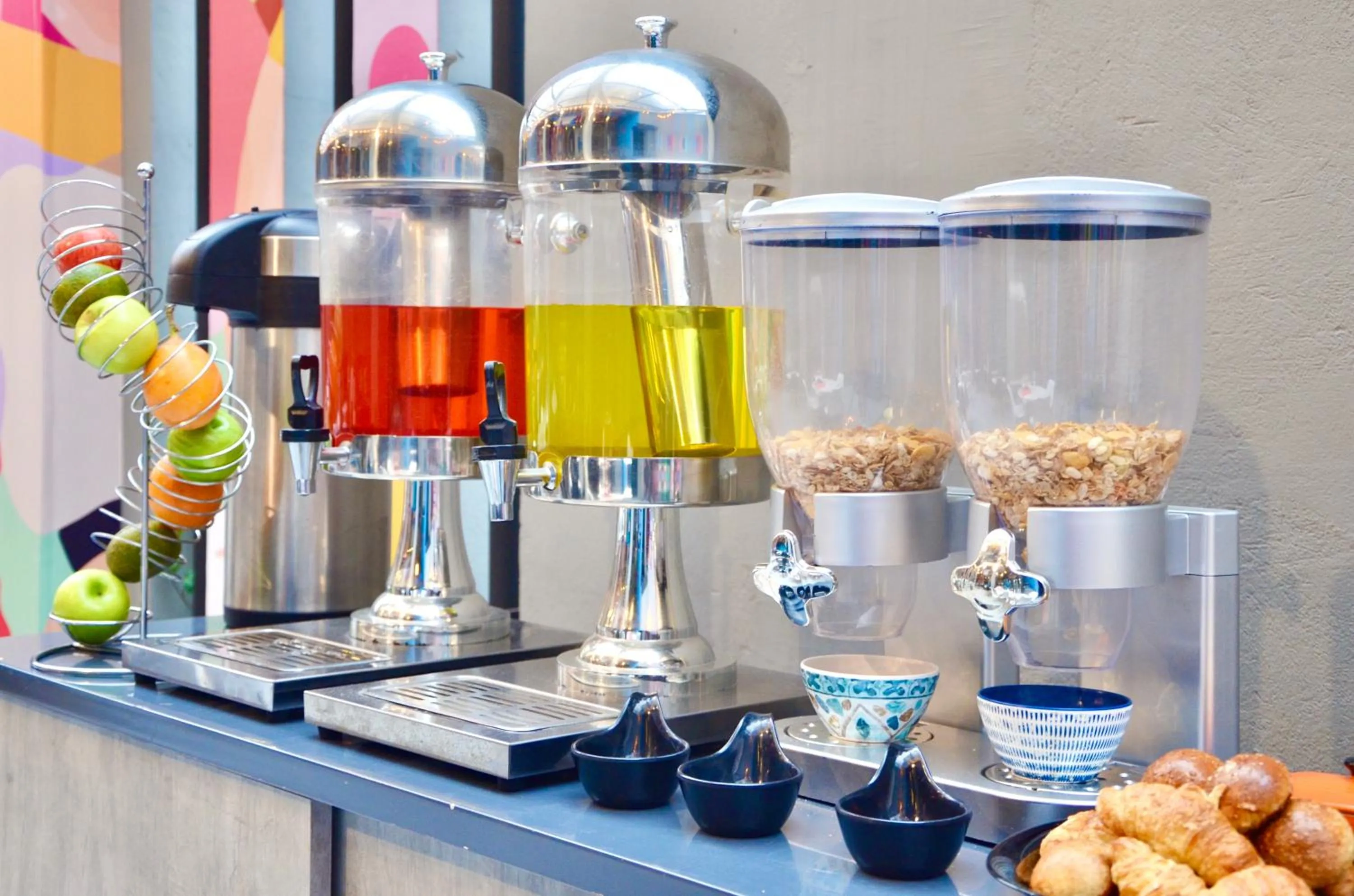 Food and drinks in Suites Home 118 By SHG