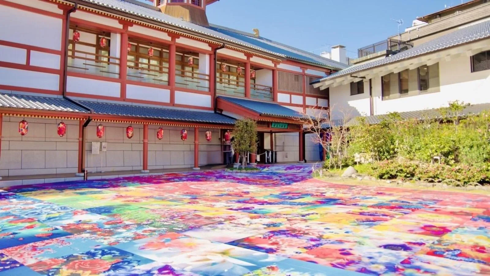 Nearby landmark in REF Matsuyama City Station by VESSEL HOTELS