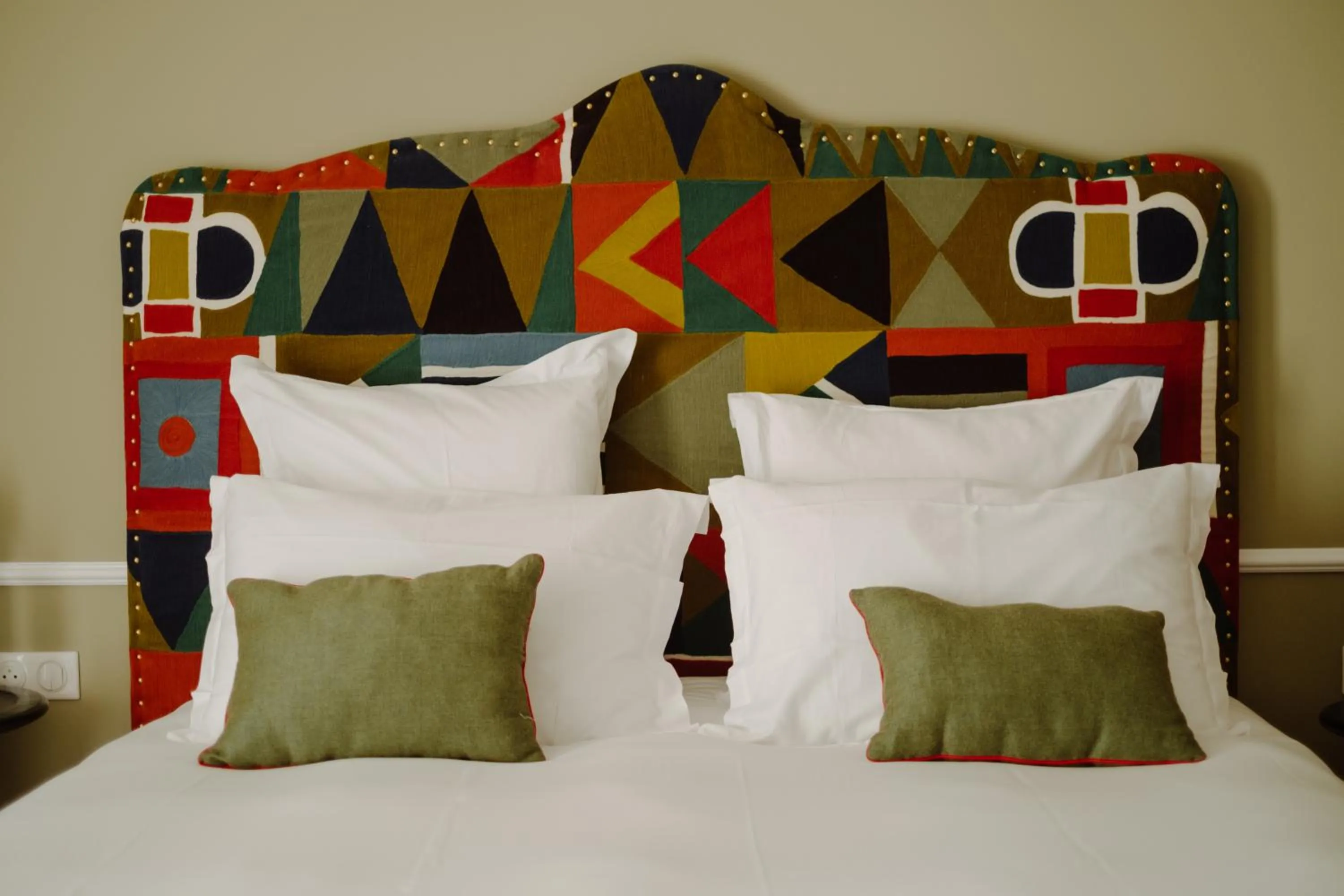 Bed in Hôtel Maison Pavlov - Restaurant & Spa - Bordeaux Bouscat