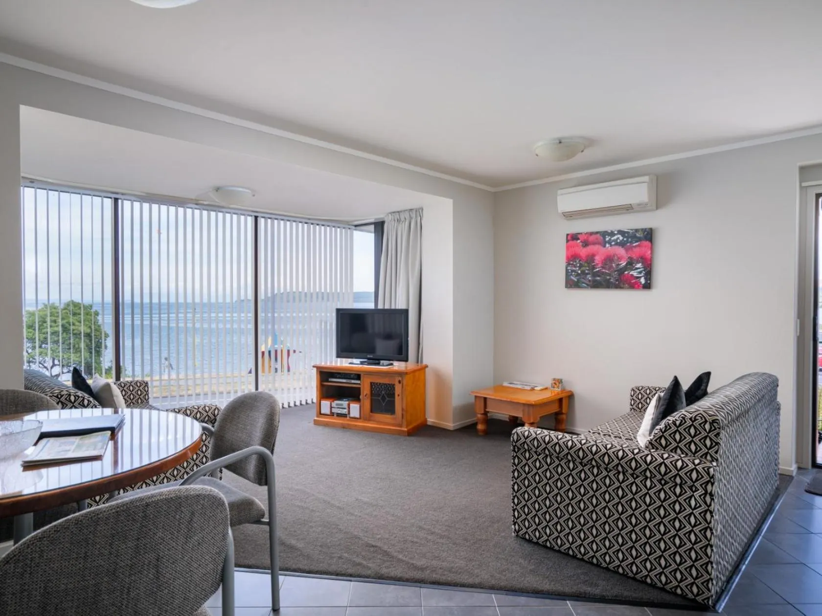 Living room in Ika Nui Taupo