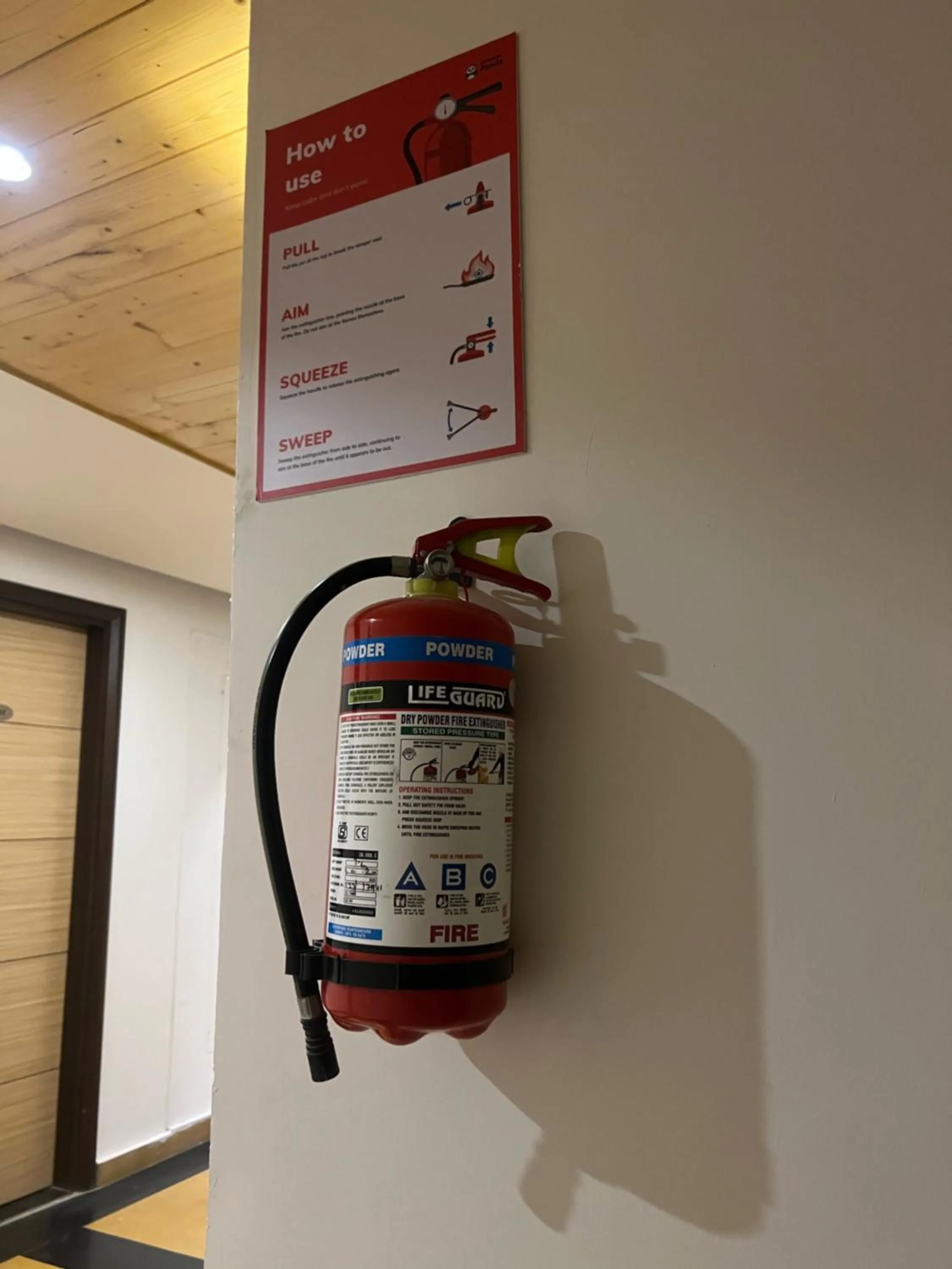 safe in Hotel Aqua Vibes