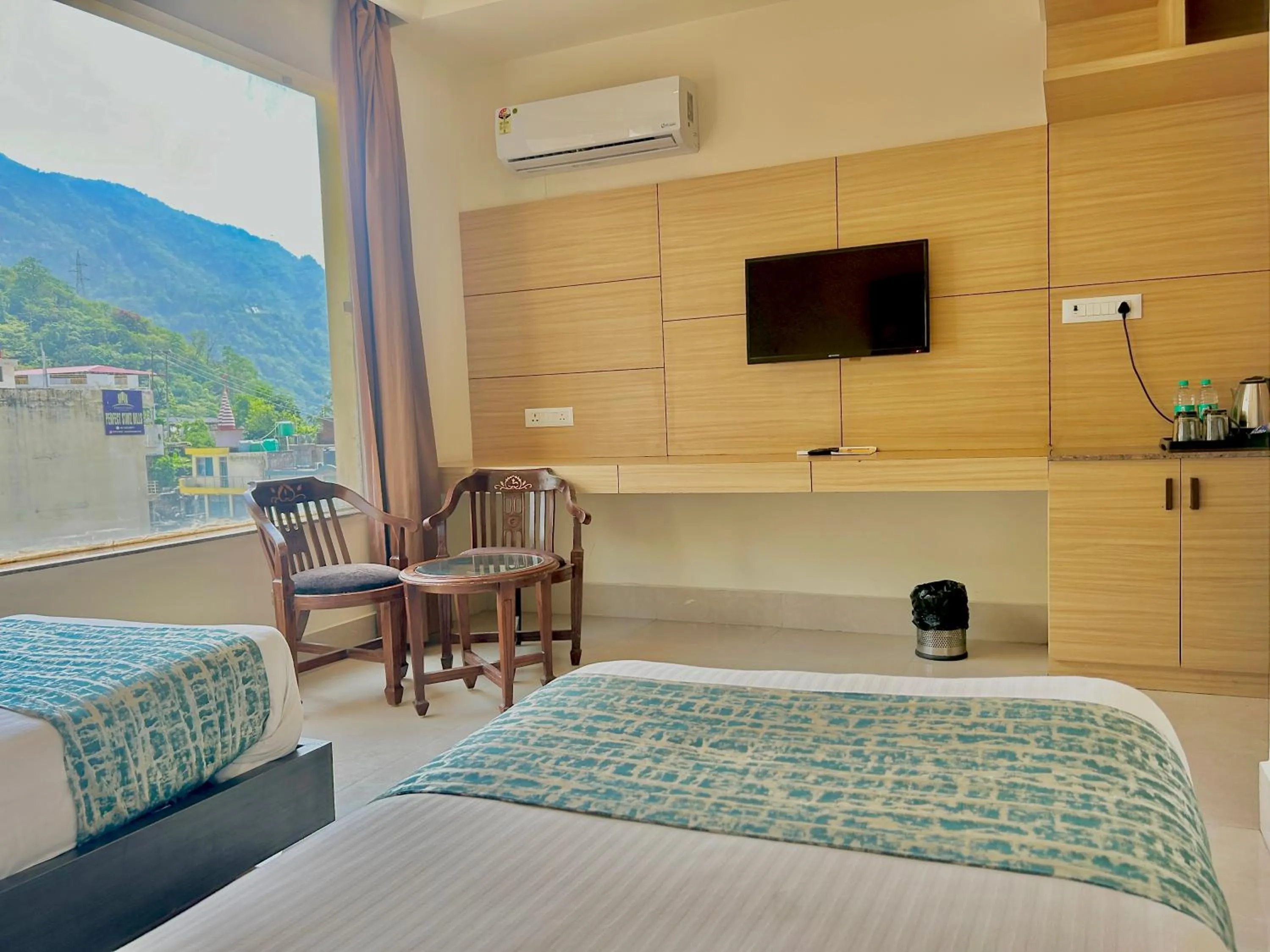 TV and multimedia in Hotel Aqua Vibes