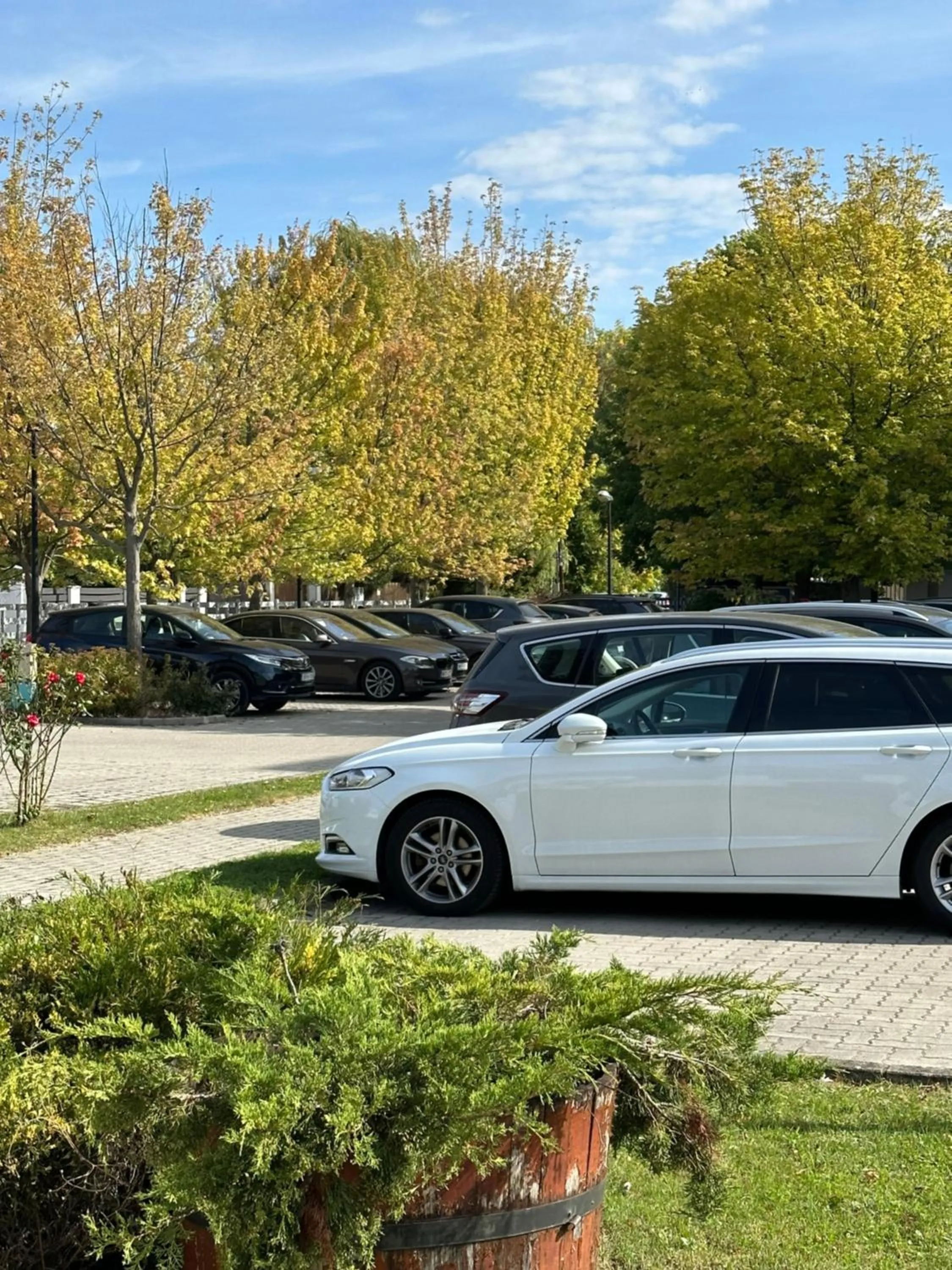 Parking in Hotel Marina Port