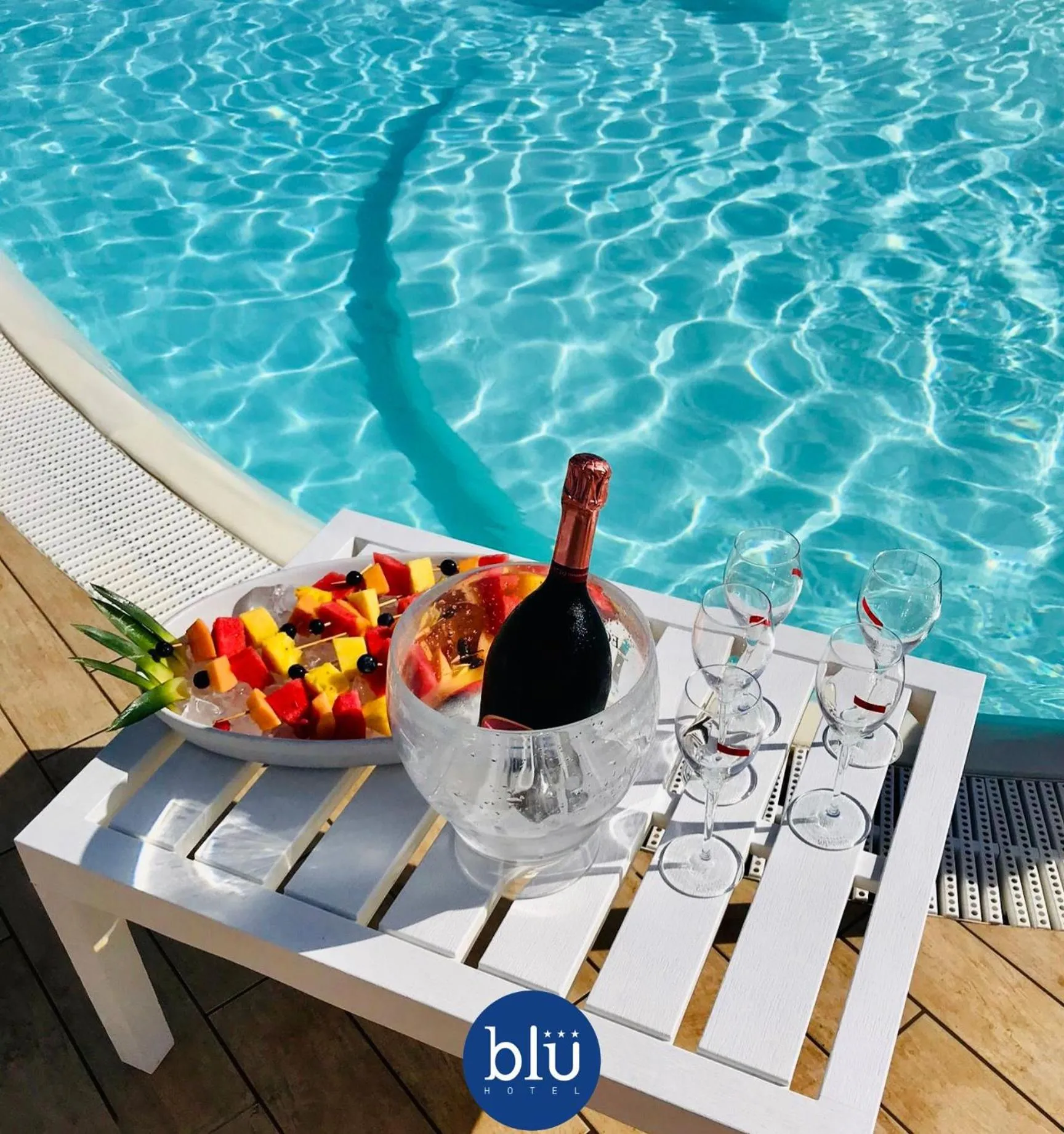 Food and drinks in Blu Hotel