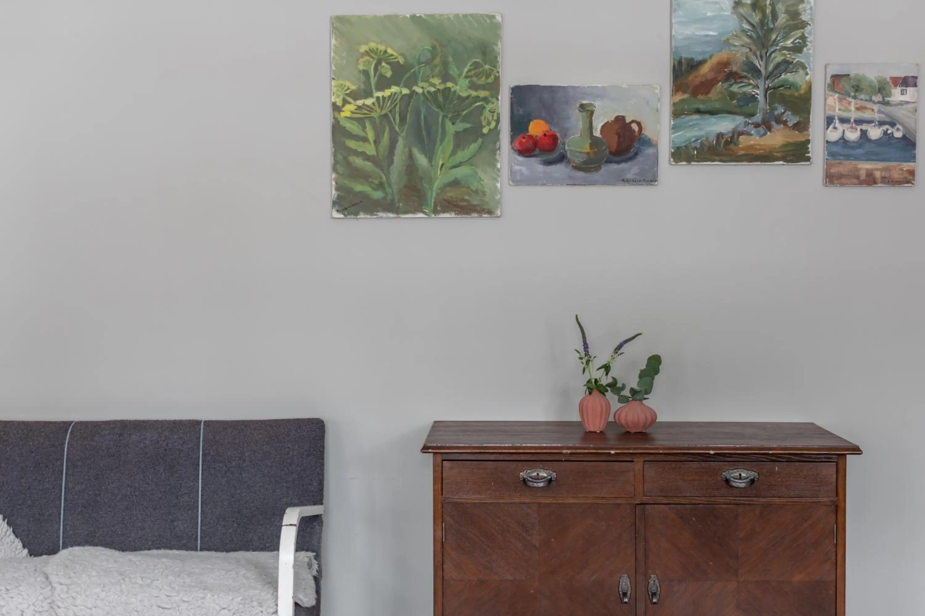 Seating area in Bergs Gård & Hållsvikens Gård