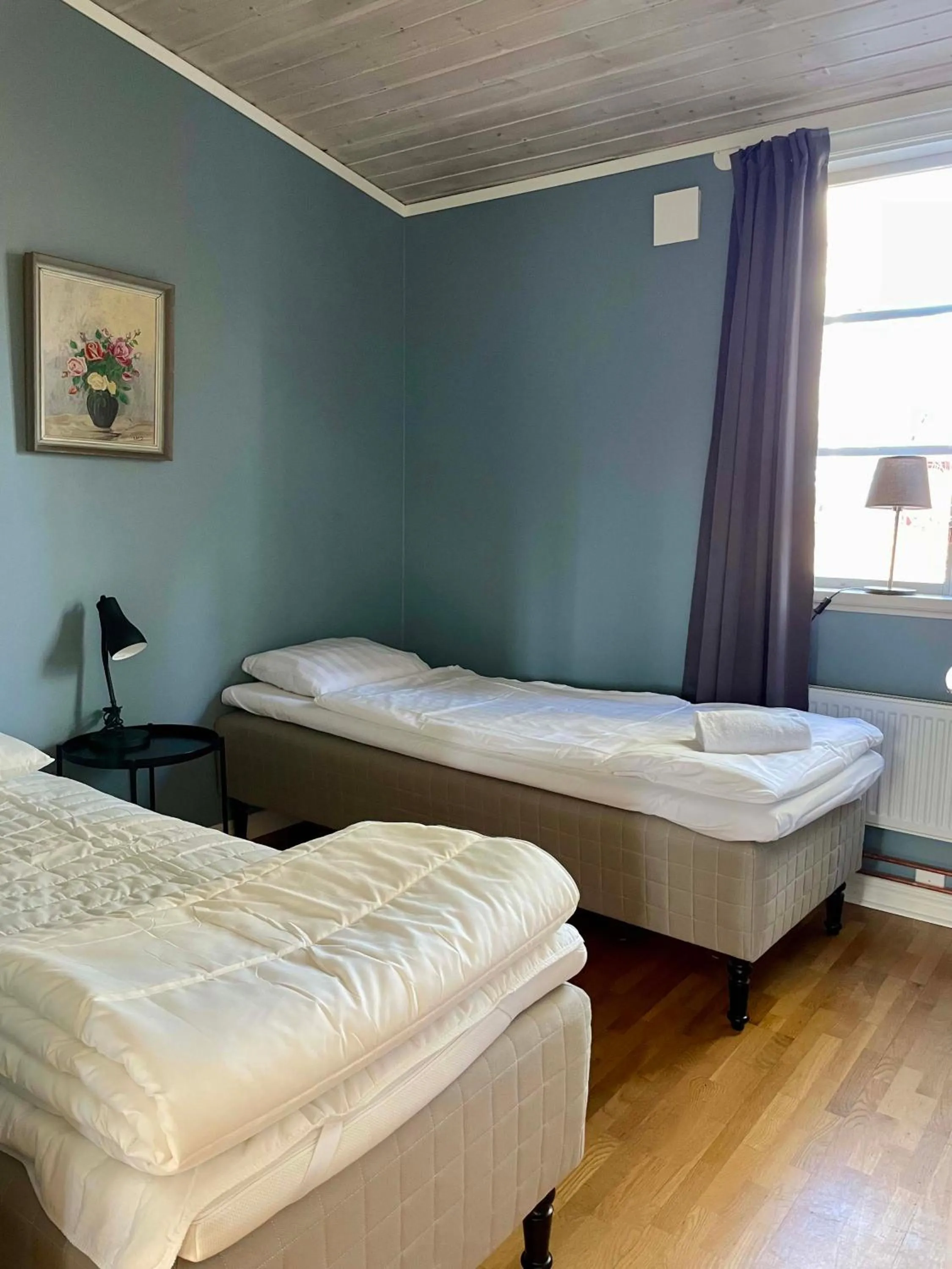 Bed in Bergs Gård & Hållsvikens Gård