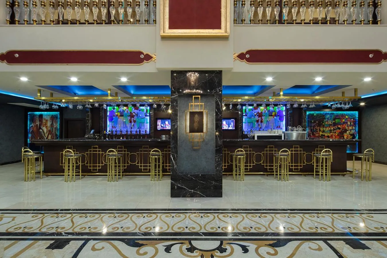 Lounge or bar in Grand Millennium Konya