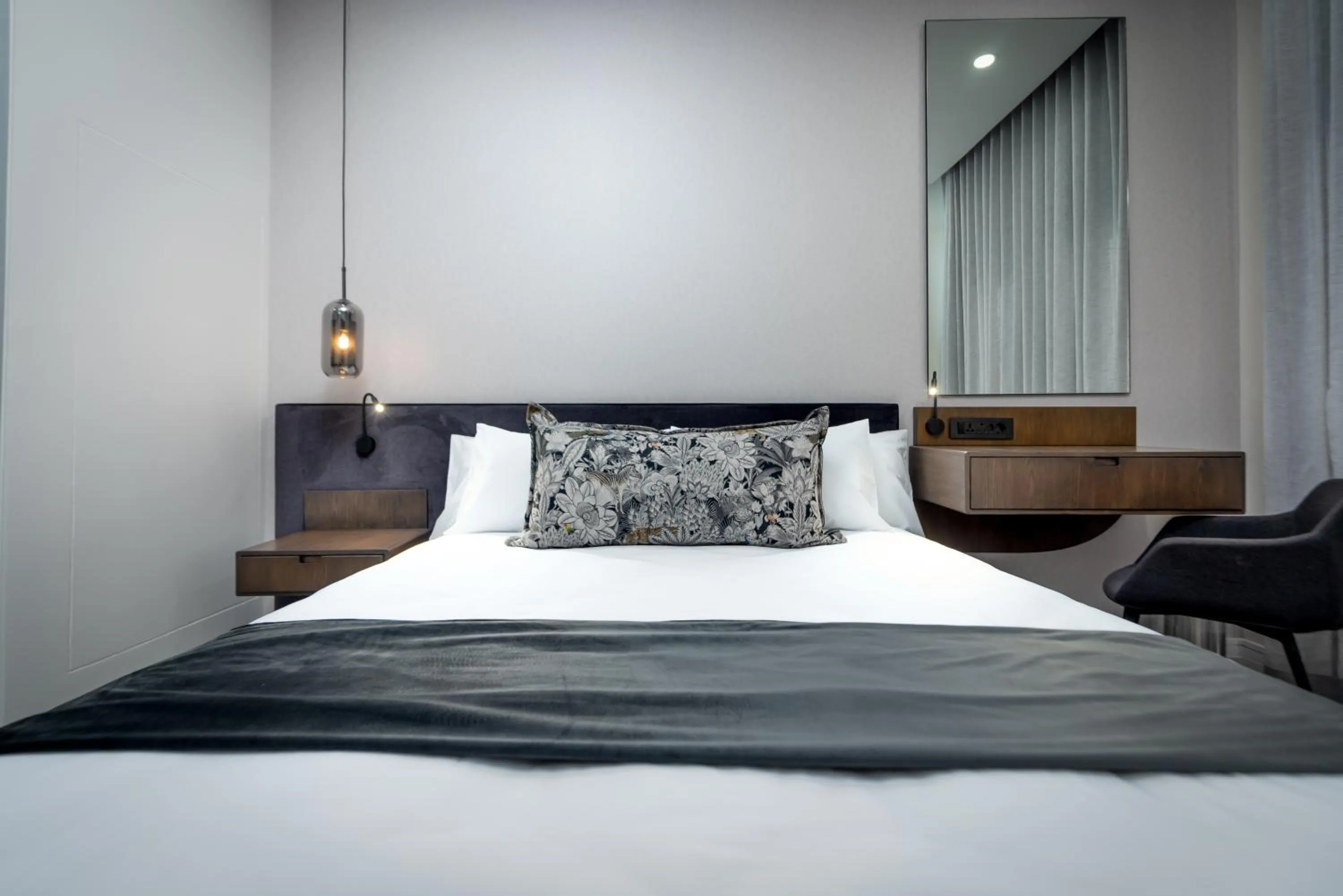 Bed in Reserved Suites Illovo