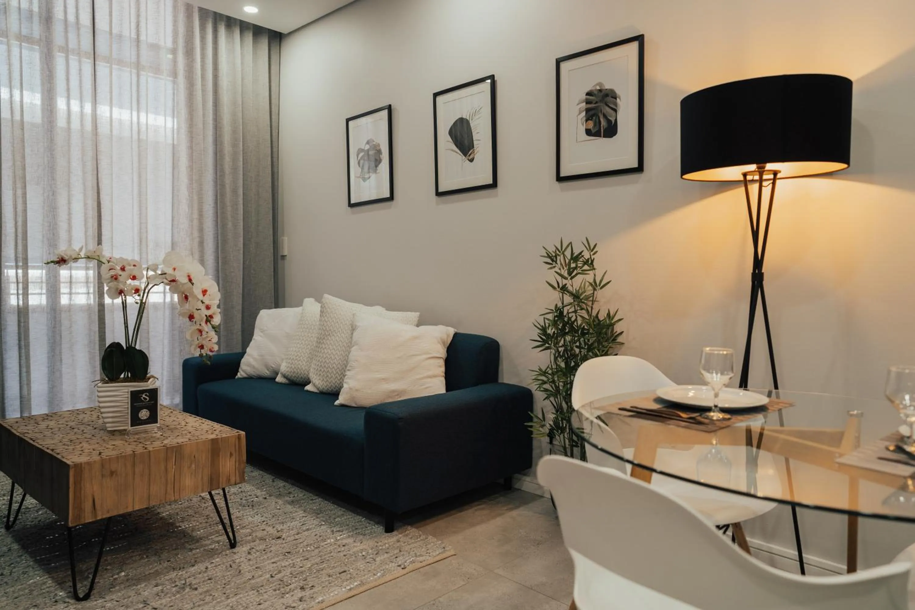 Living room in Reserved Suites Illovo