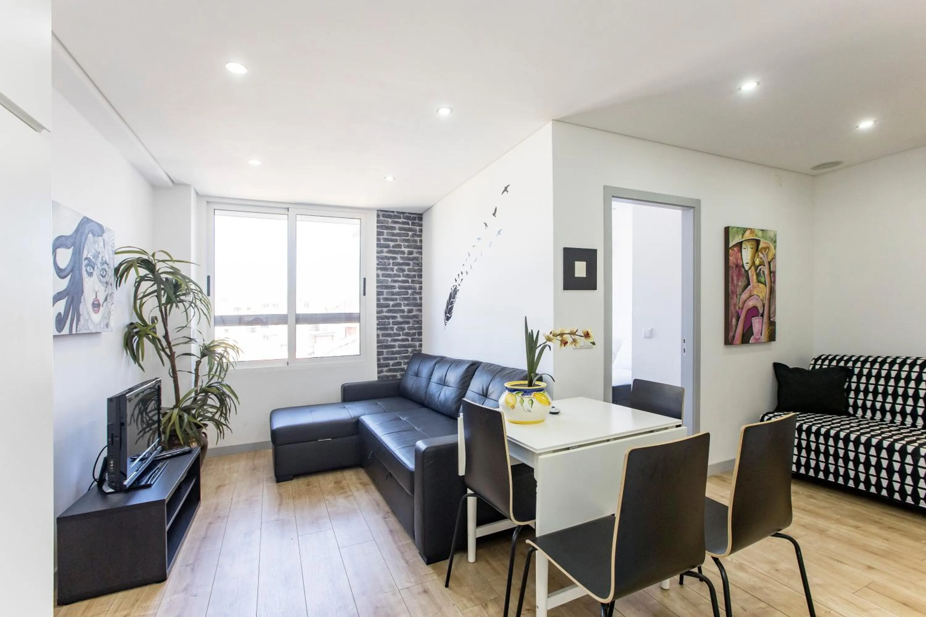 1BR Flat in Trindade w/ AC by metro station