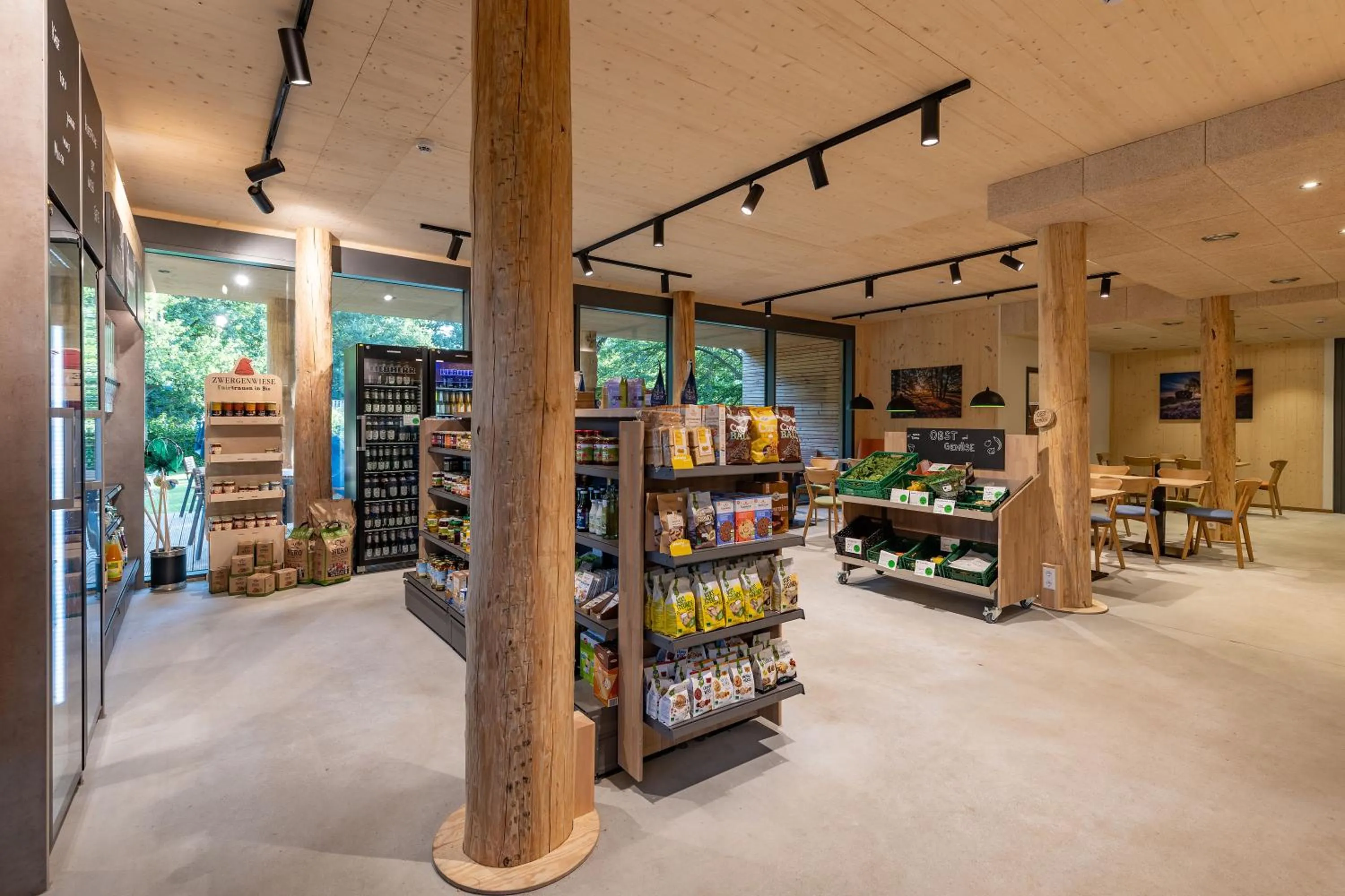 Restaurant/places to eat in Hotel 11 Eulen