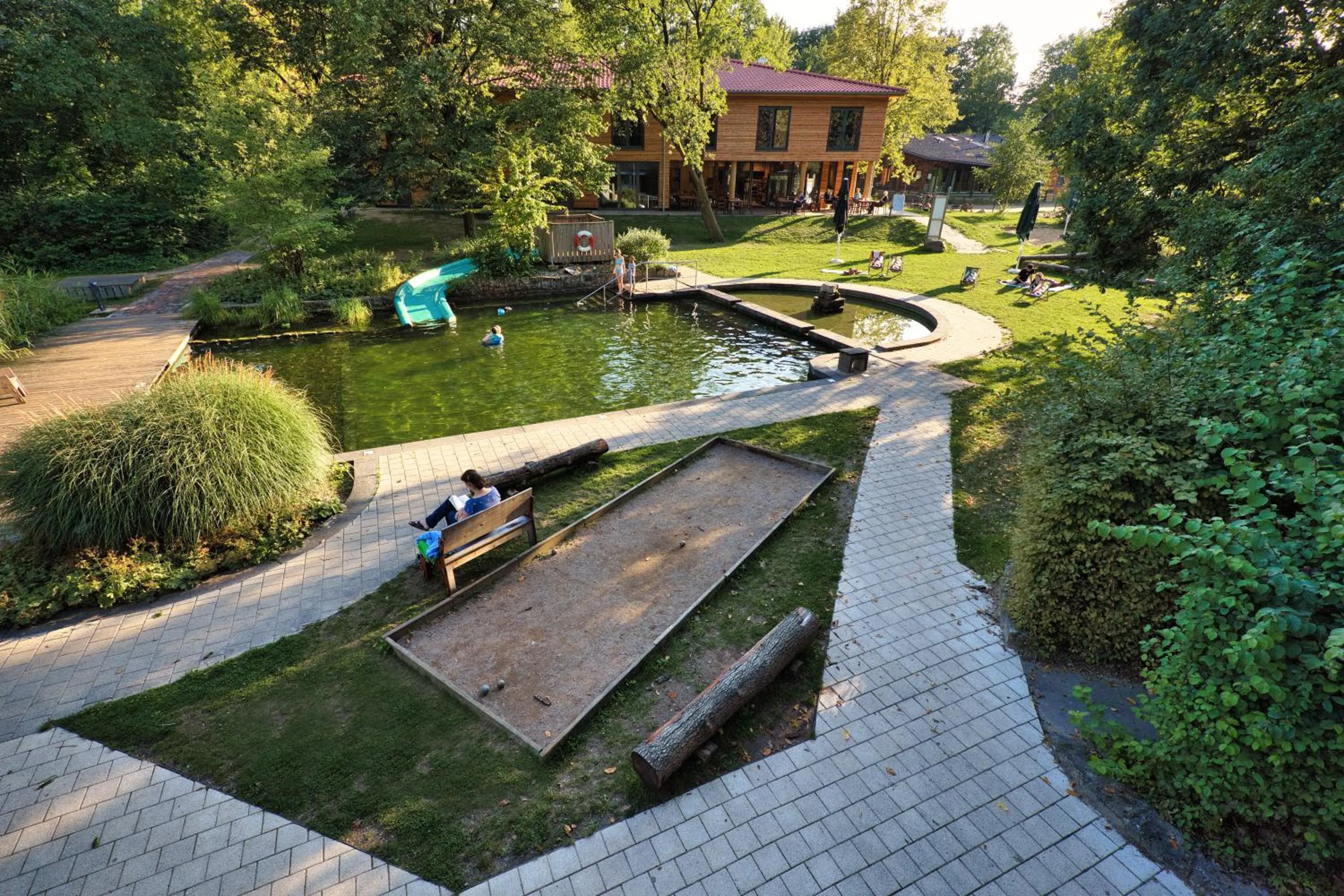 Swimming pool in Hotel 11 Eulen