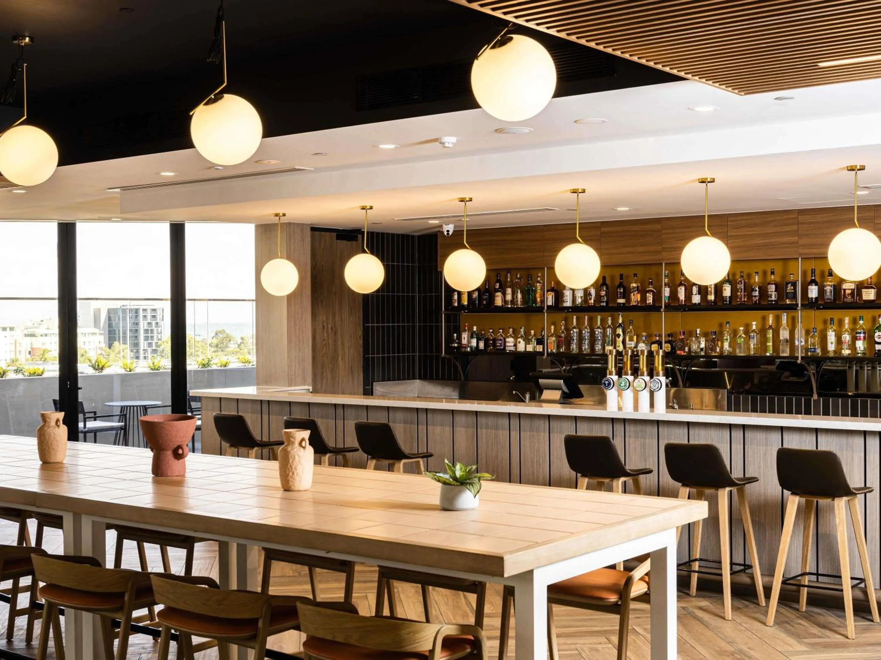 Restaurant/places to eat in Mercure Melbourne Doncaster