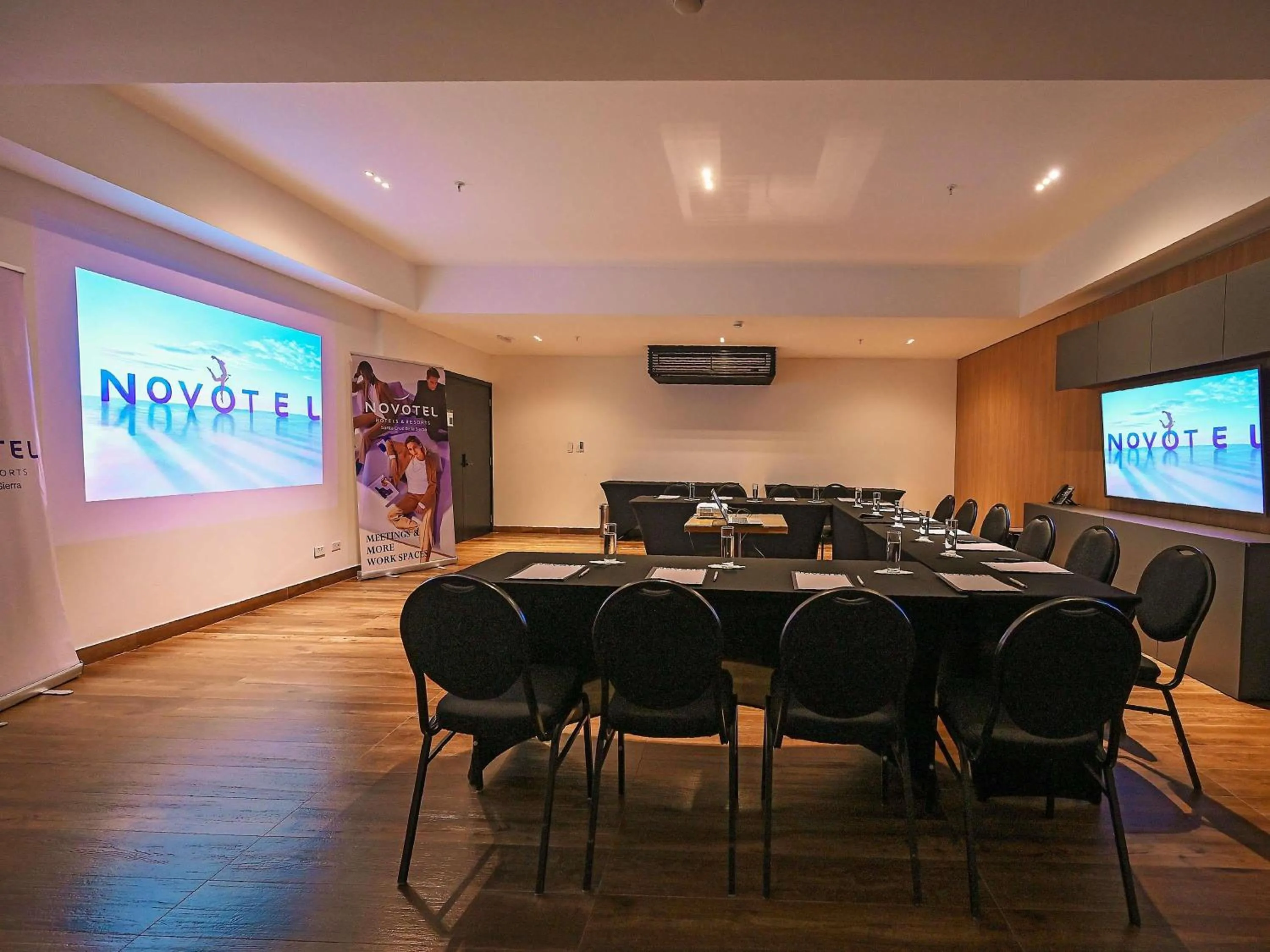Meeting/conference room in Novotel Santa Cruz De La Sierra