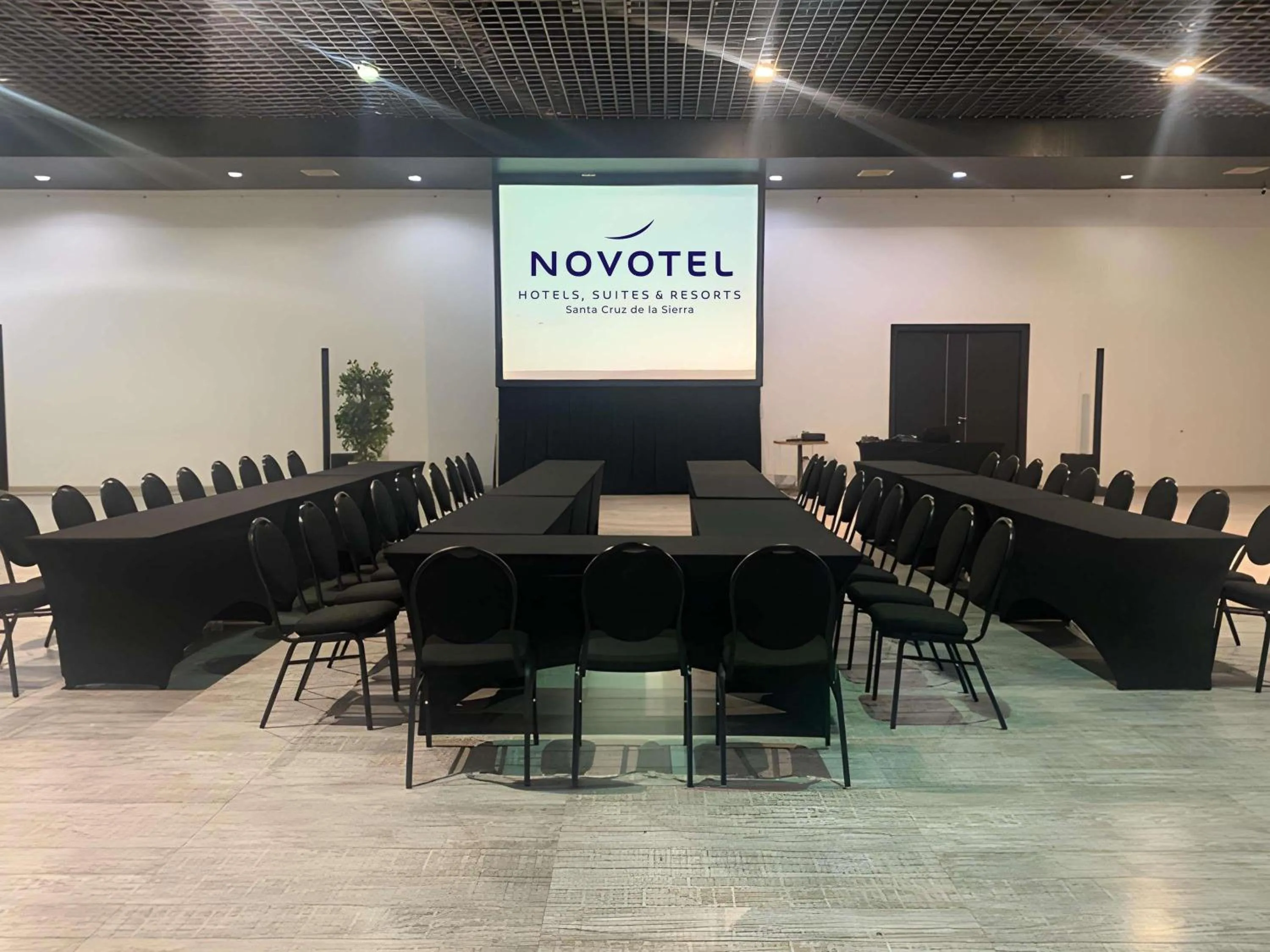 Meeting/conference room in Novotel Santa Cruz De La Sierra
