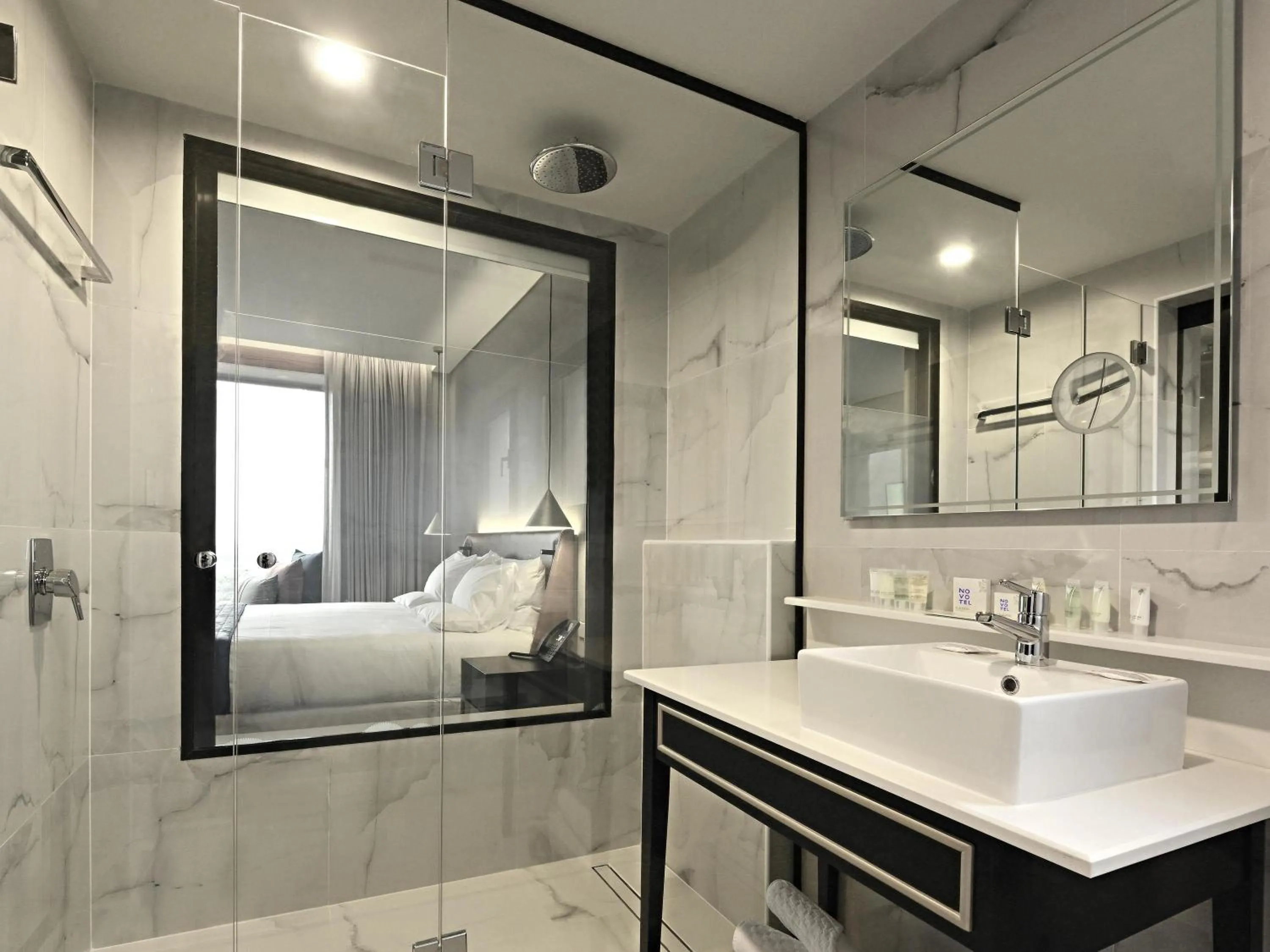 Bedroom, Bed in Novotel Santa Cruz De La Sierra