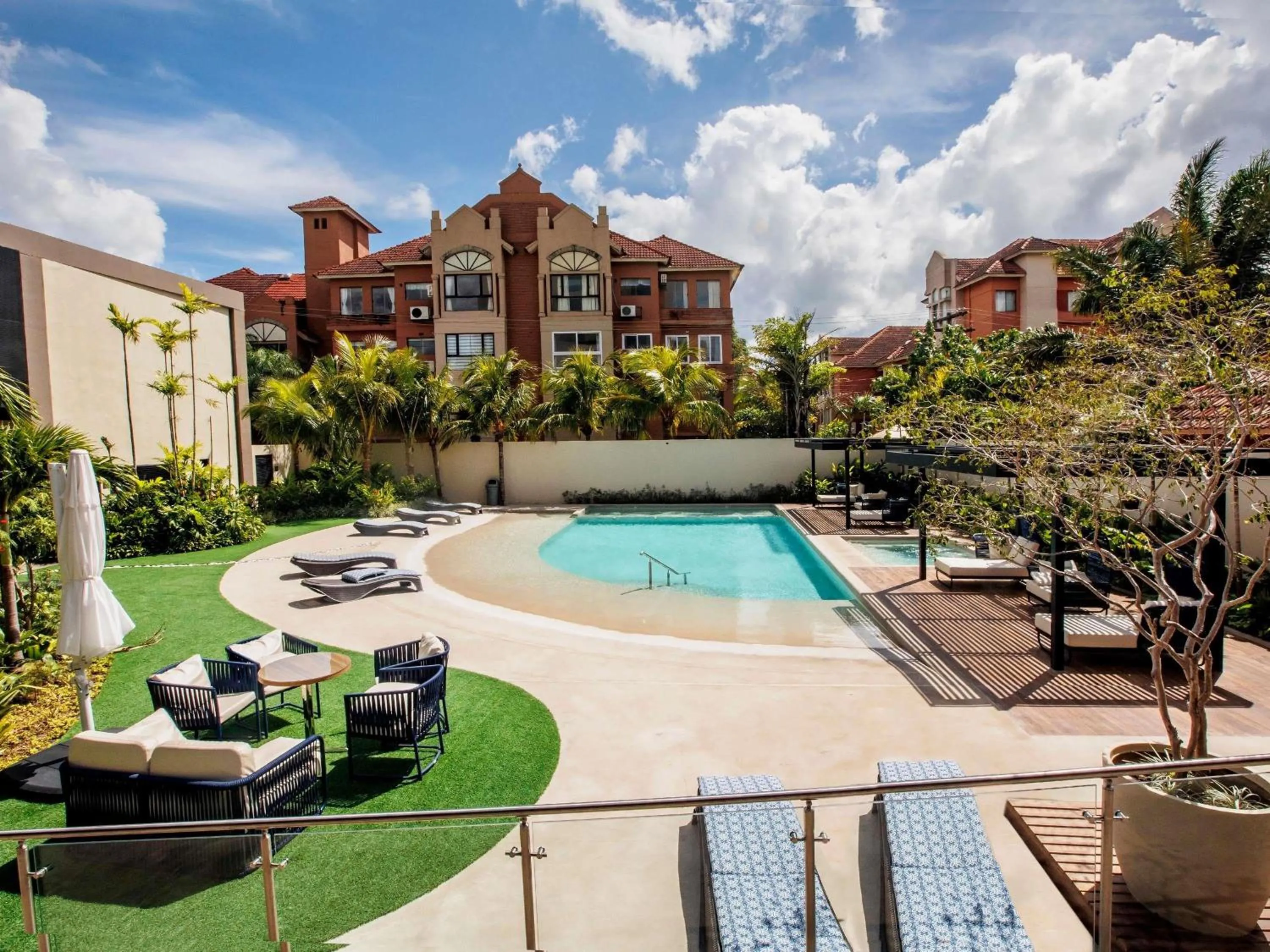 Pool view in Novotel Santa Cruz De La Sierra