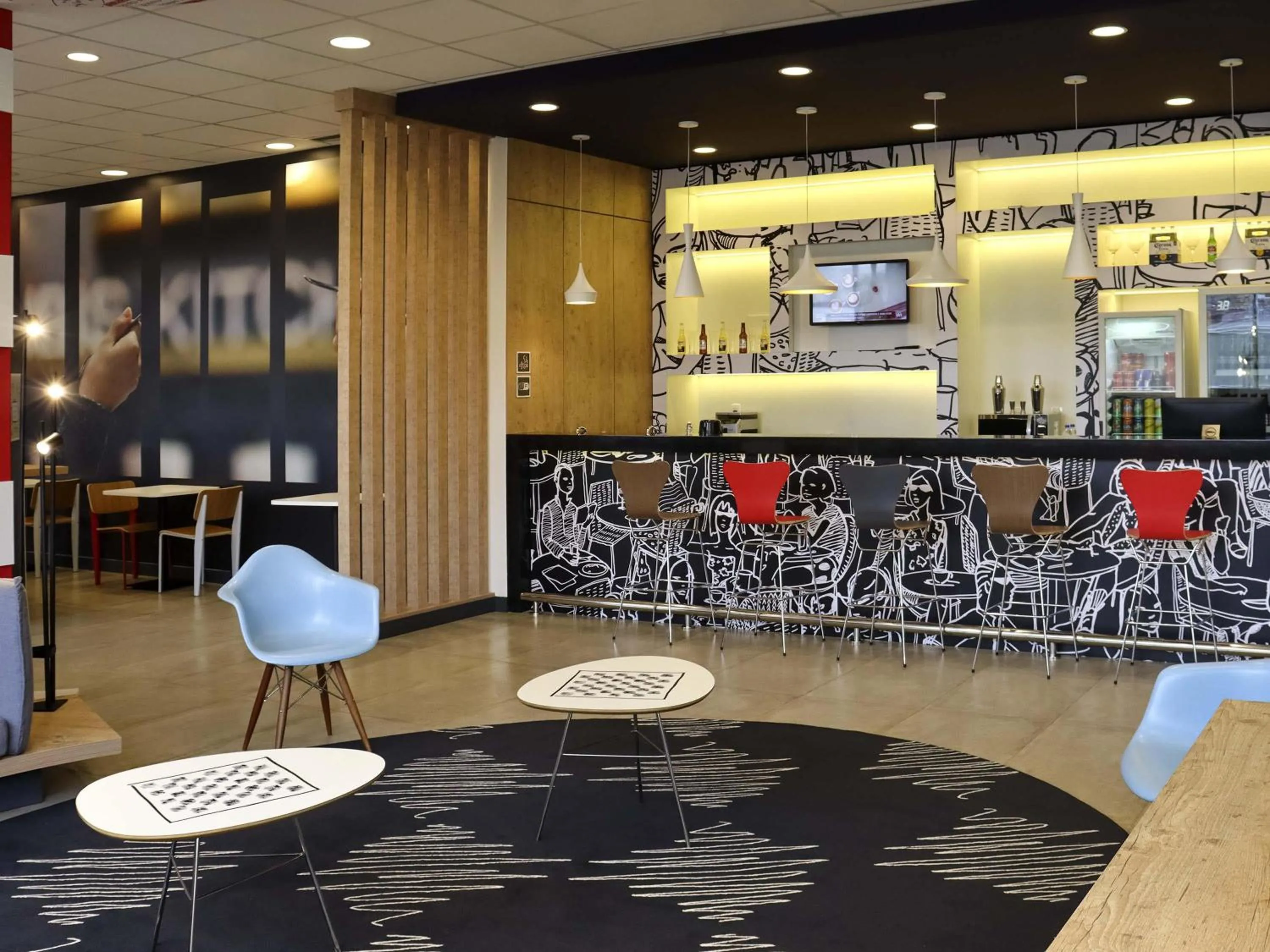 Lounge or bar in Ibis Guaxupe