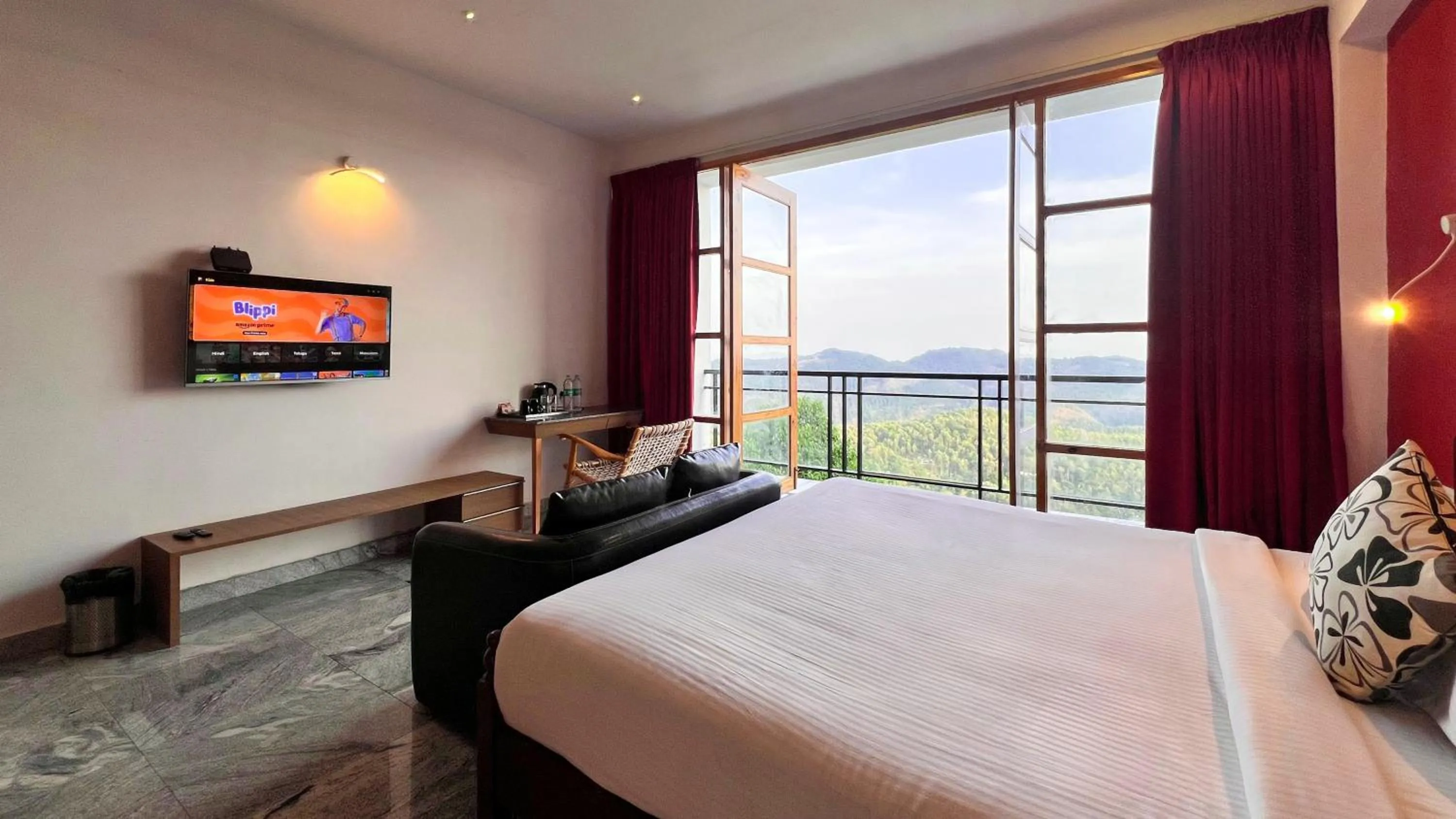 Bedroom, Bed in MERIDIAN HILL TOP YERCAUD