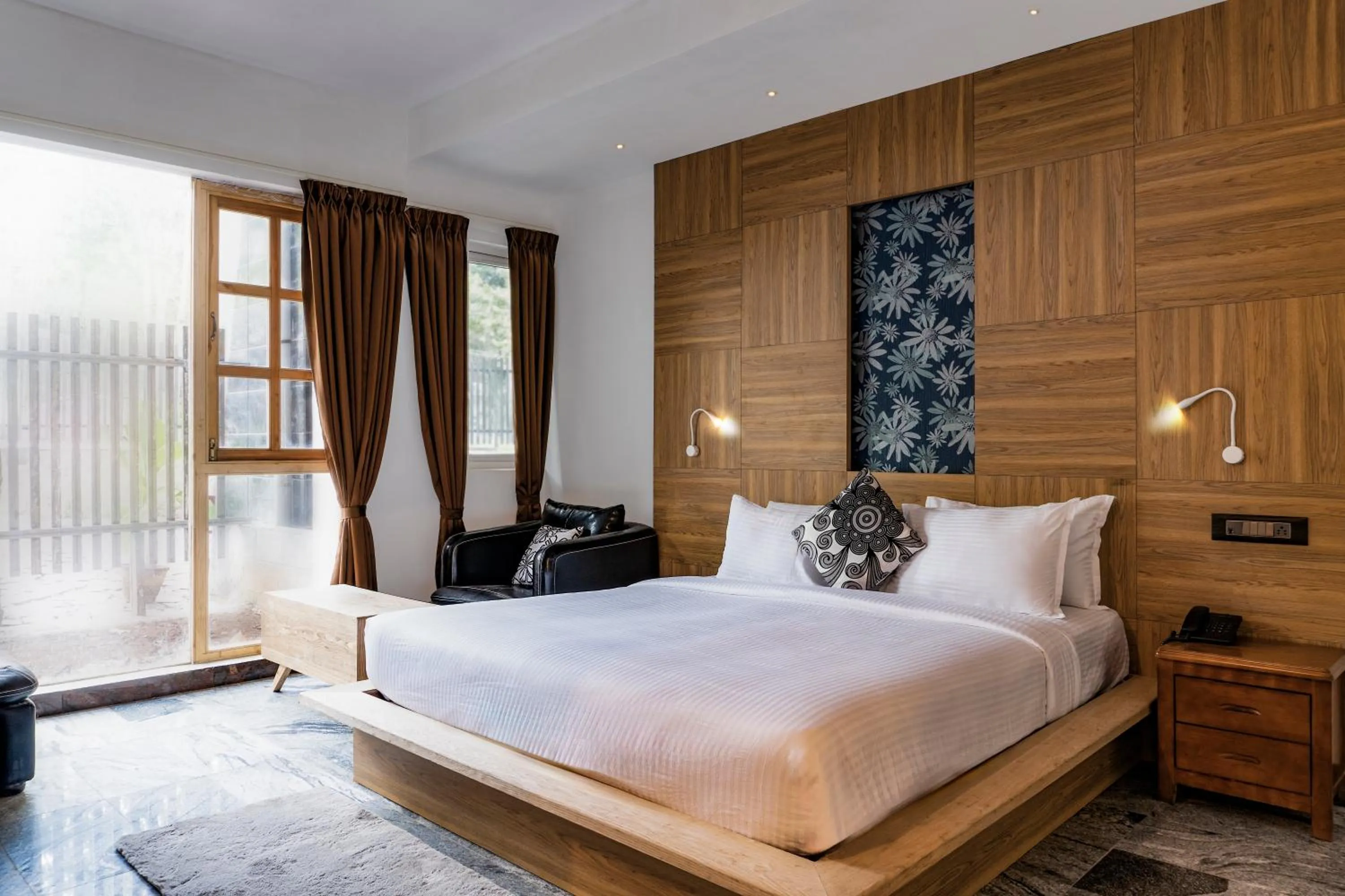 View (from property/room), Bed in MERIDIAN HILL TOP YERCAUD