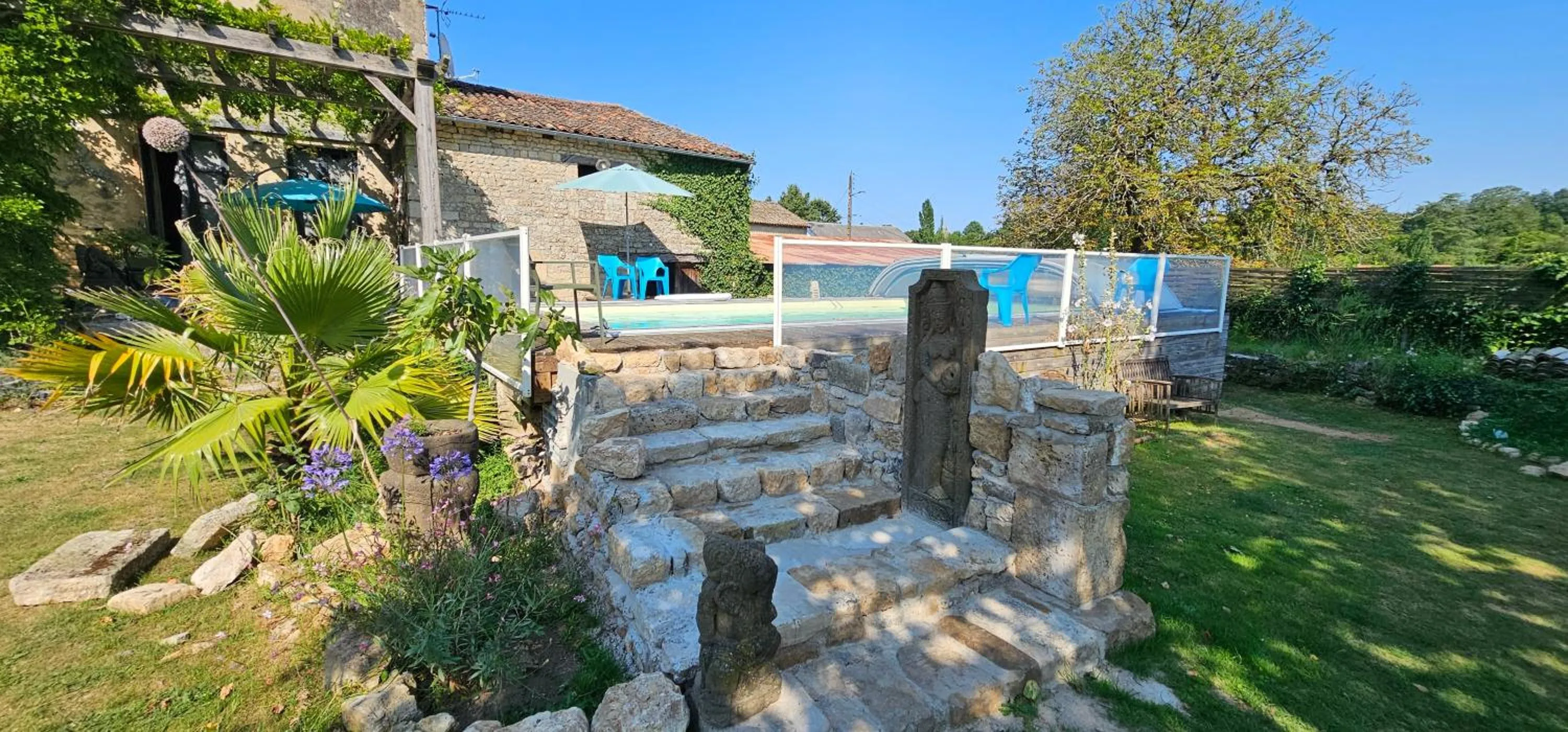 Property building in Maison Fossemagne