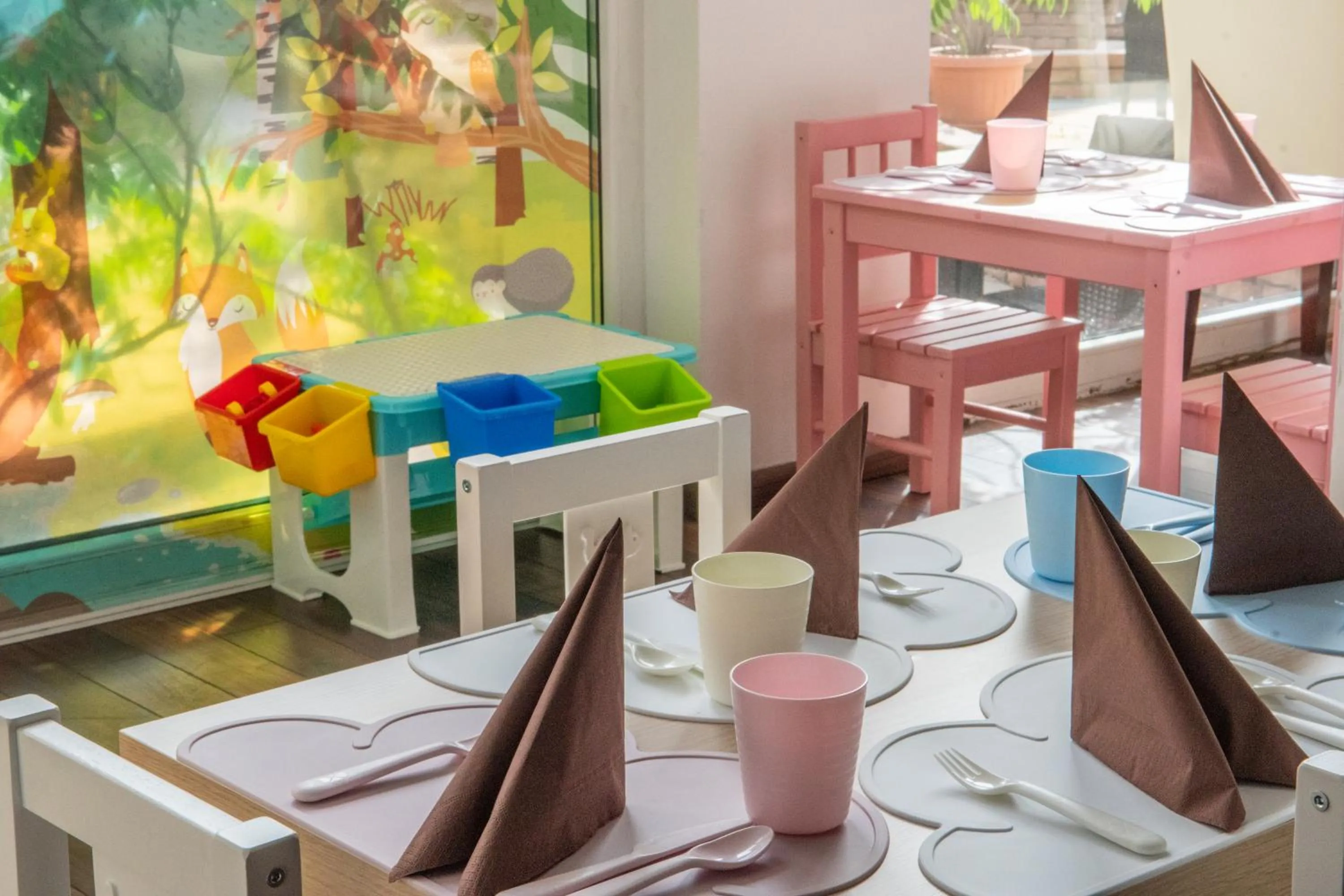 children in CE Plaza Hotel