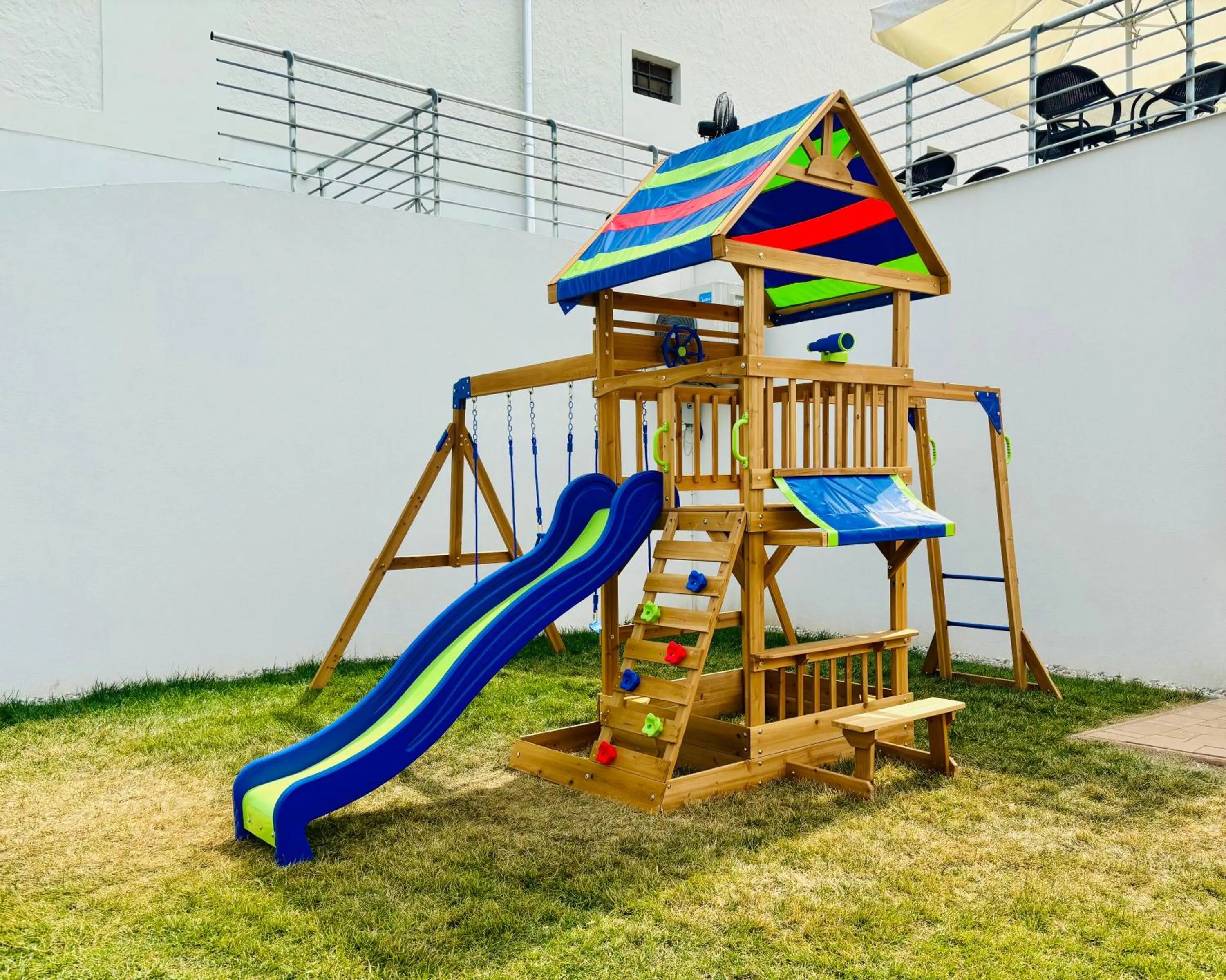 Property building in CE Plaza Hotel