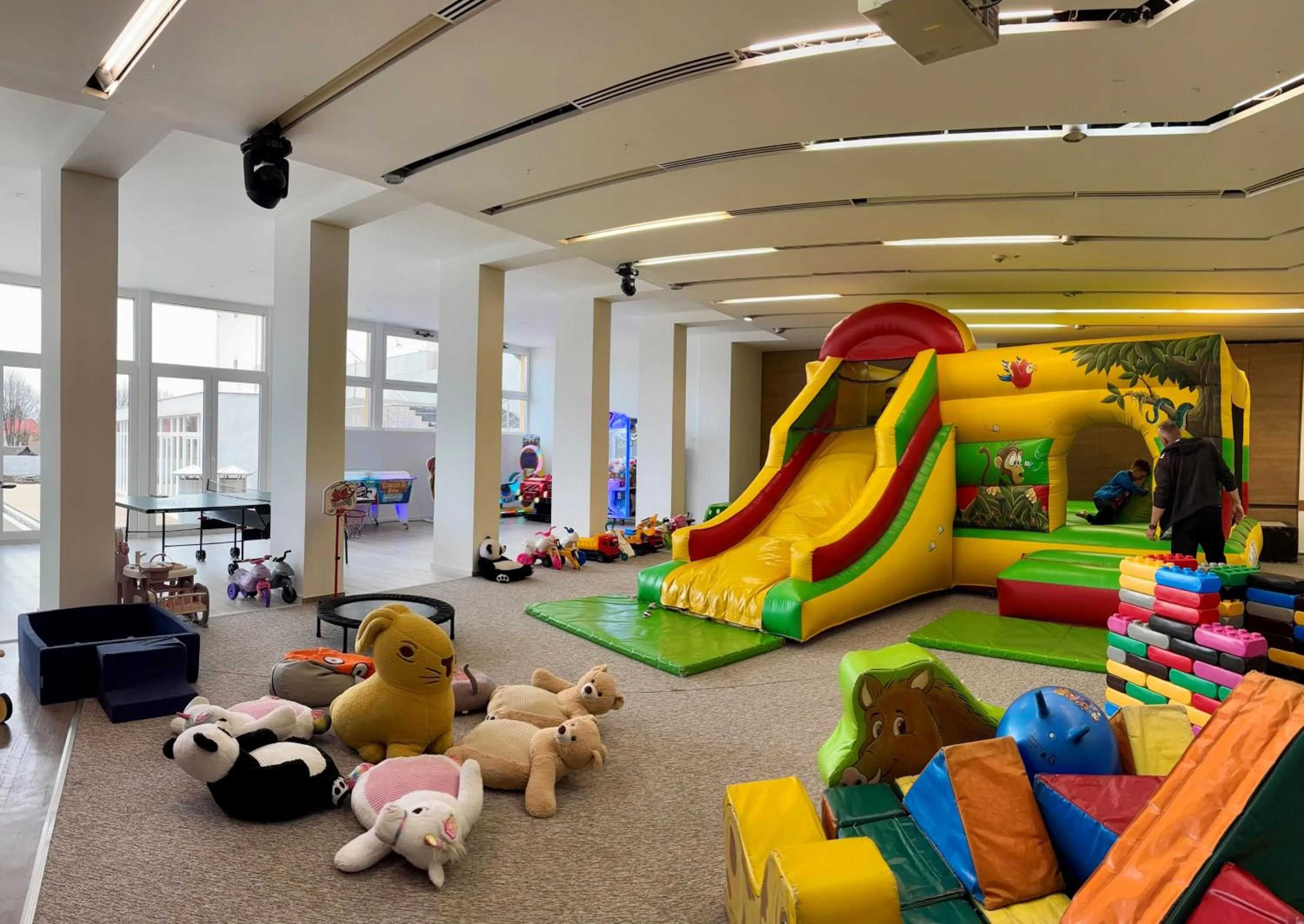 Game Room in CE Plaza Hotel