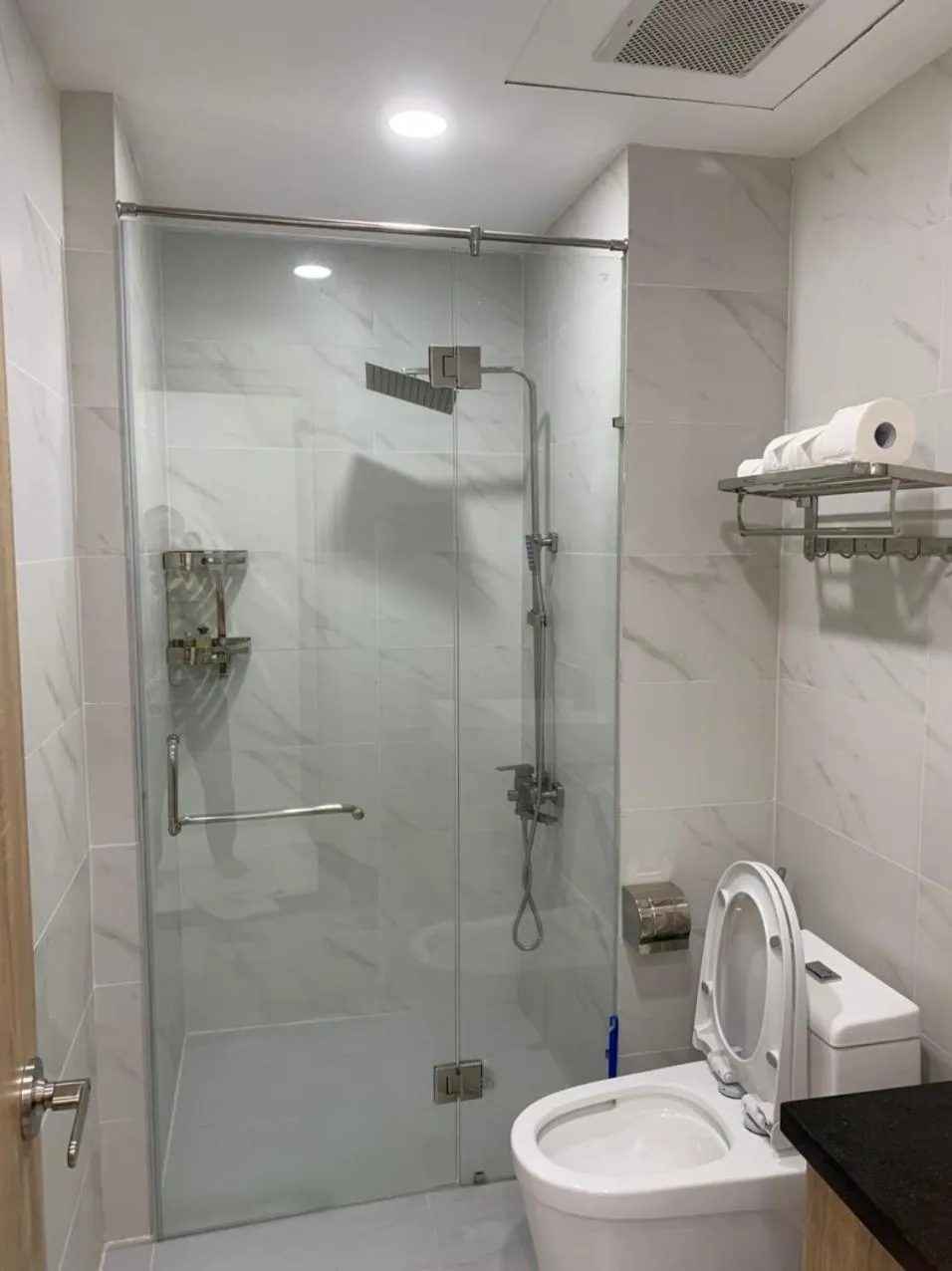 Bathroom in Saigon South Residence - Vina We Stay