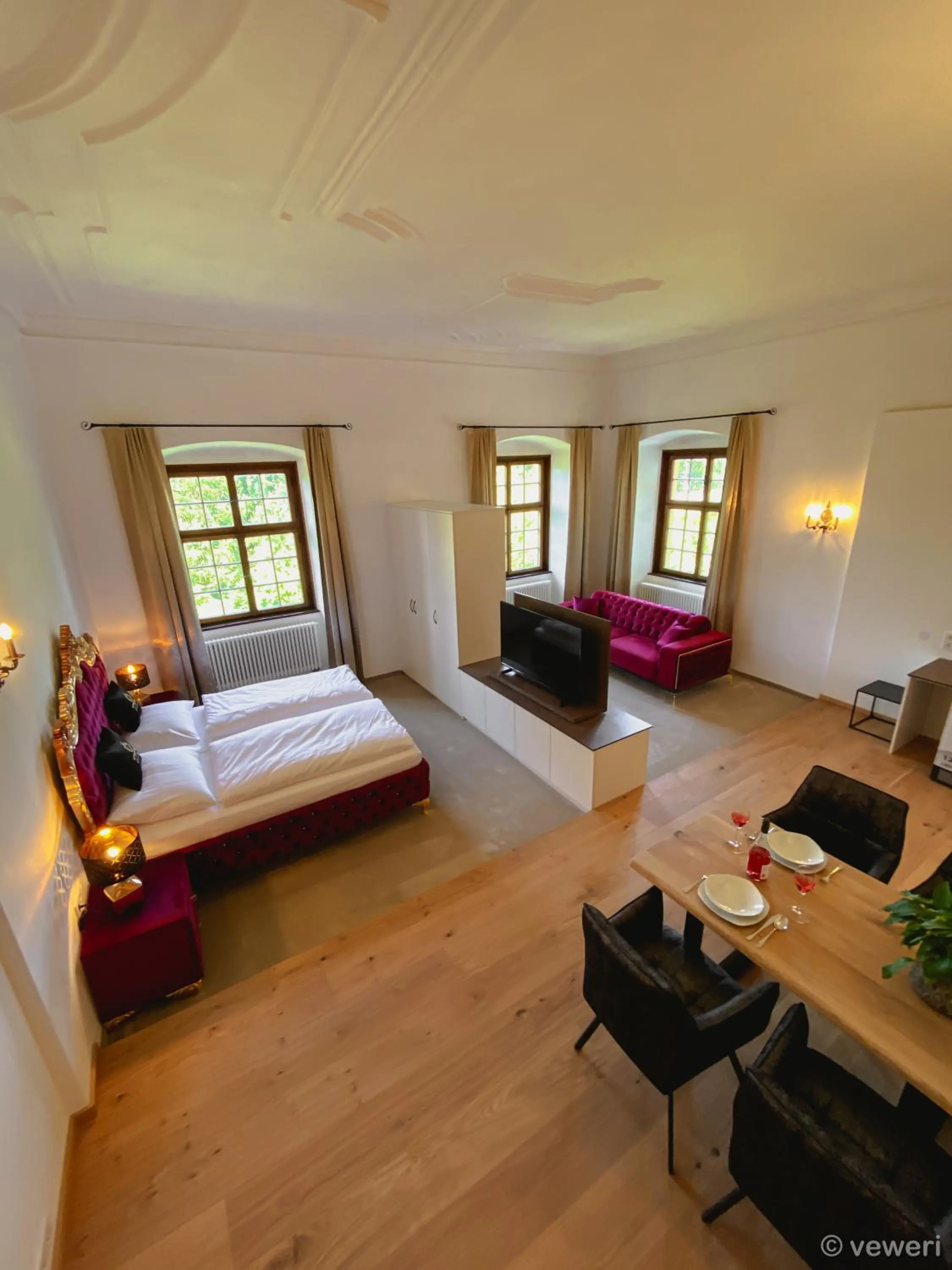 Photo of the whole room in Innviertler Versailles