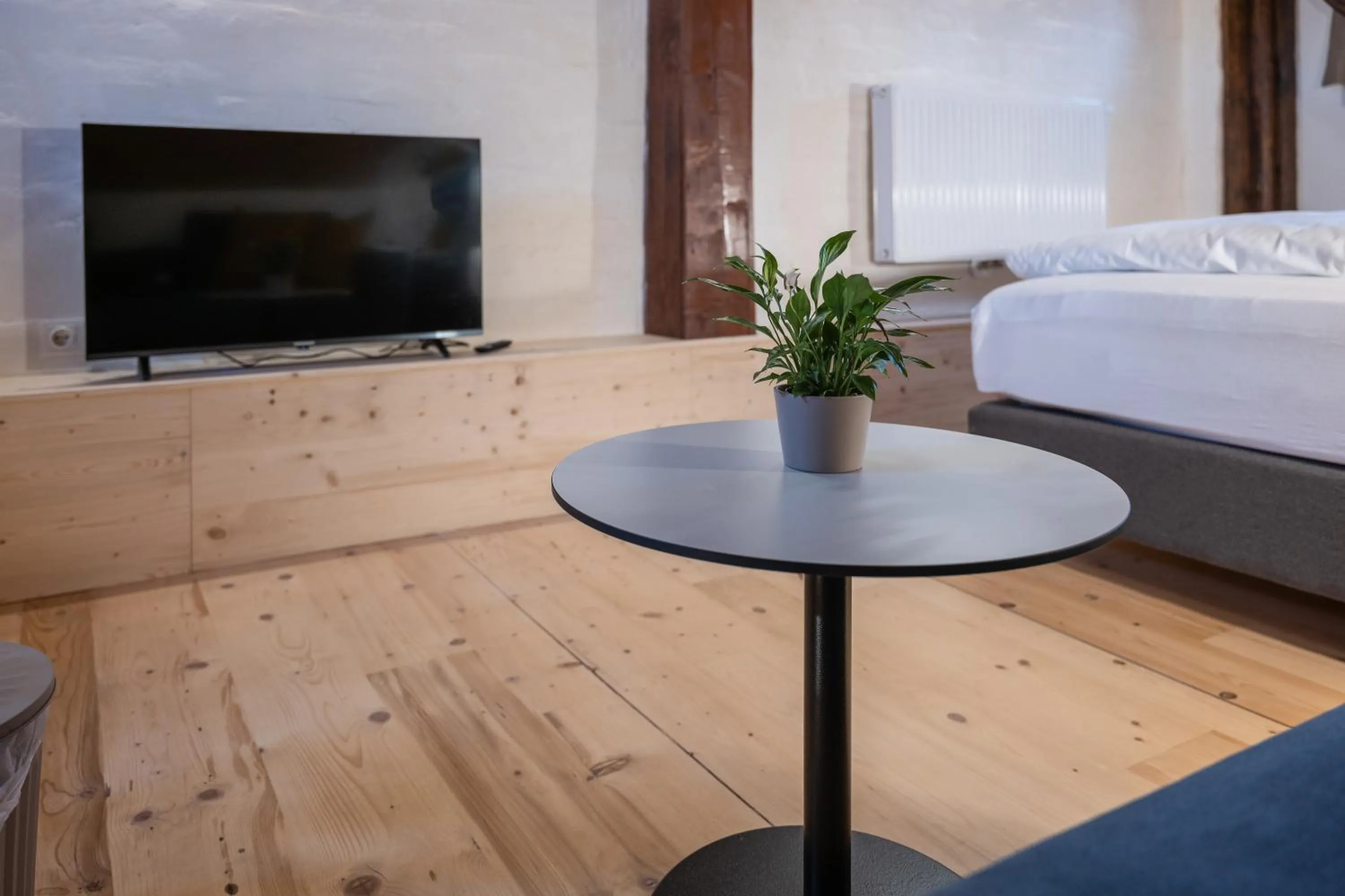 TV and multimedia, Bed in Tschardakenhof Appartements