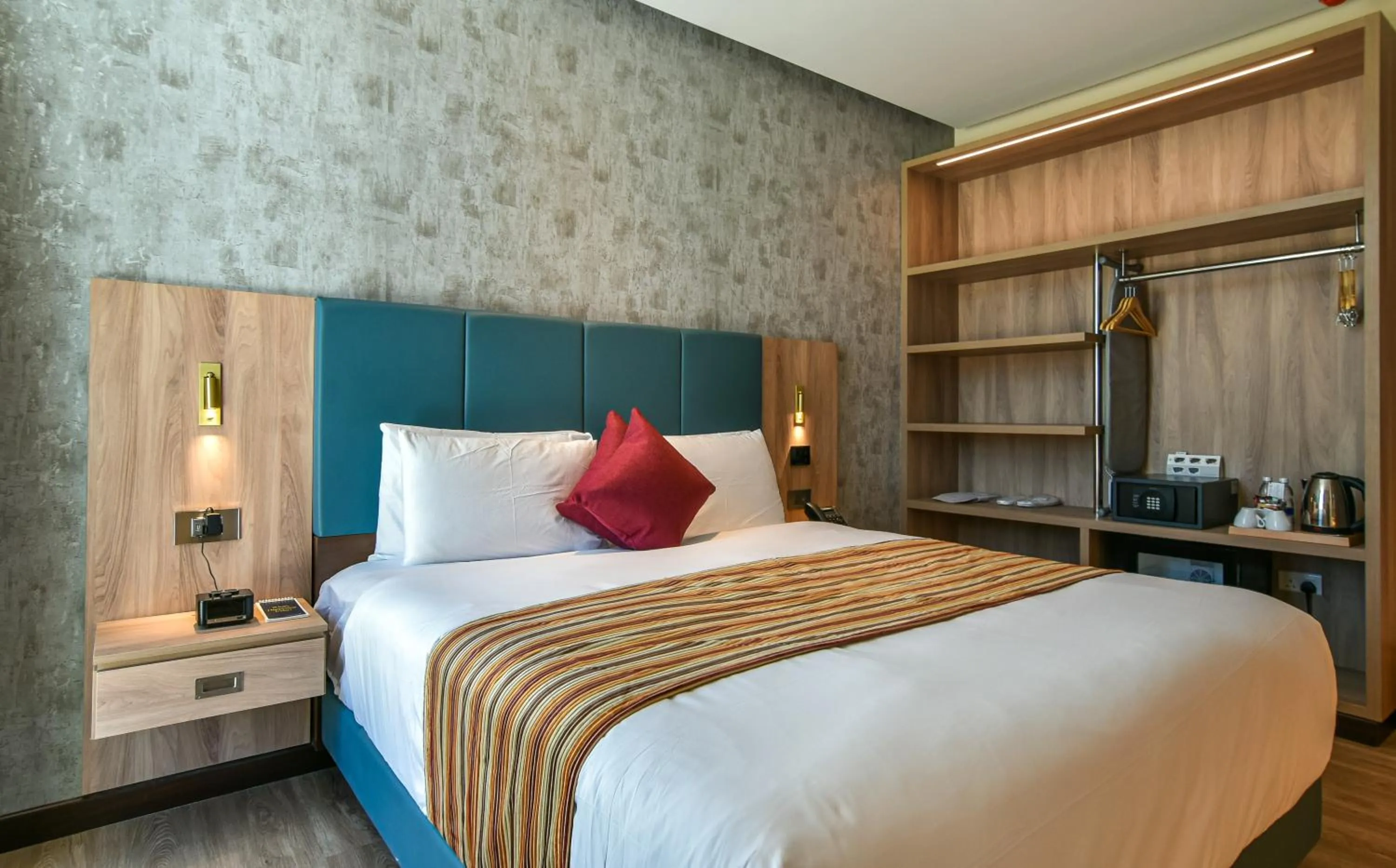 Bed in Golden Tulip Zanzibar Airport Hotel & Spa