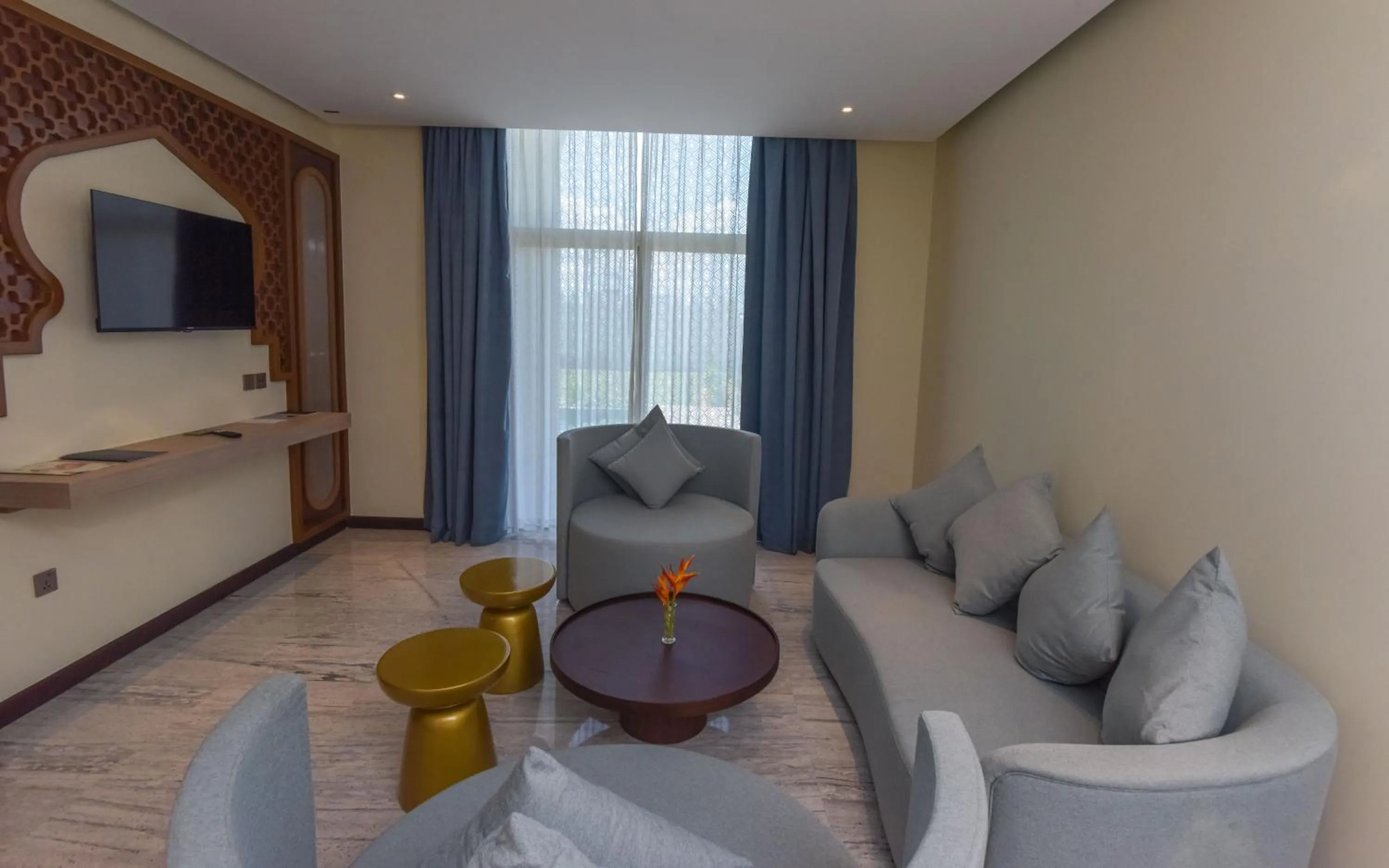 Living room in Golden Tulip Zanzibar Airport Hotel & Spa
