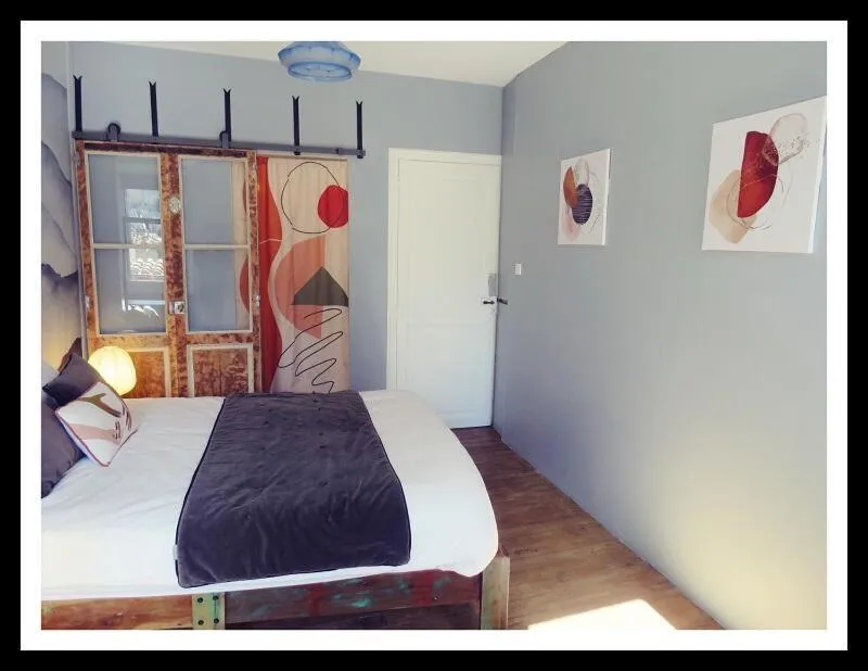 Bed in La Belle D'Âme - Guest House