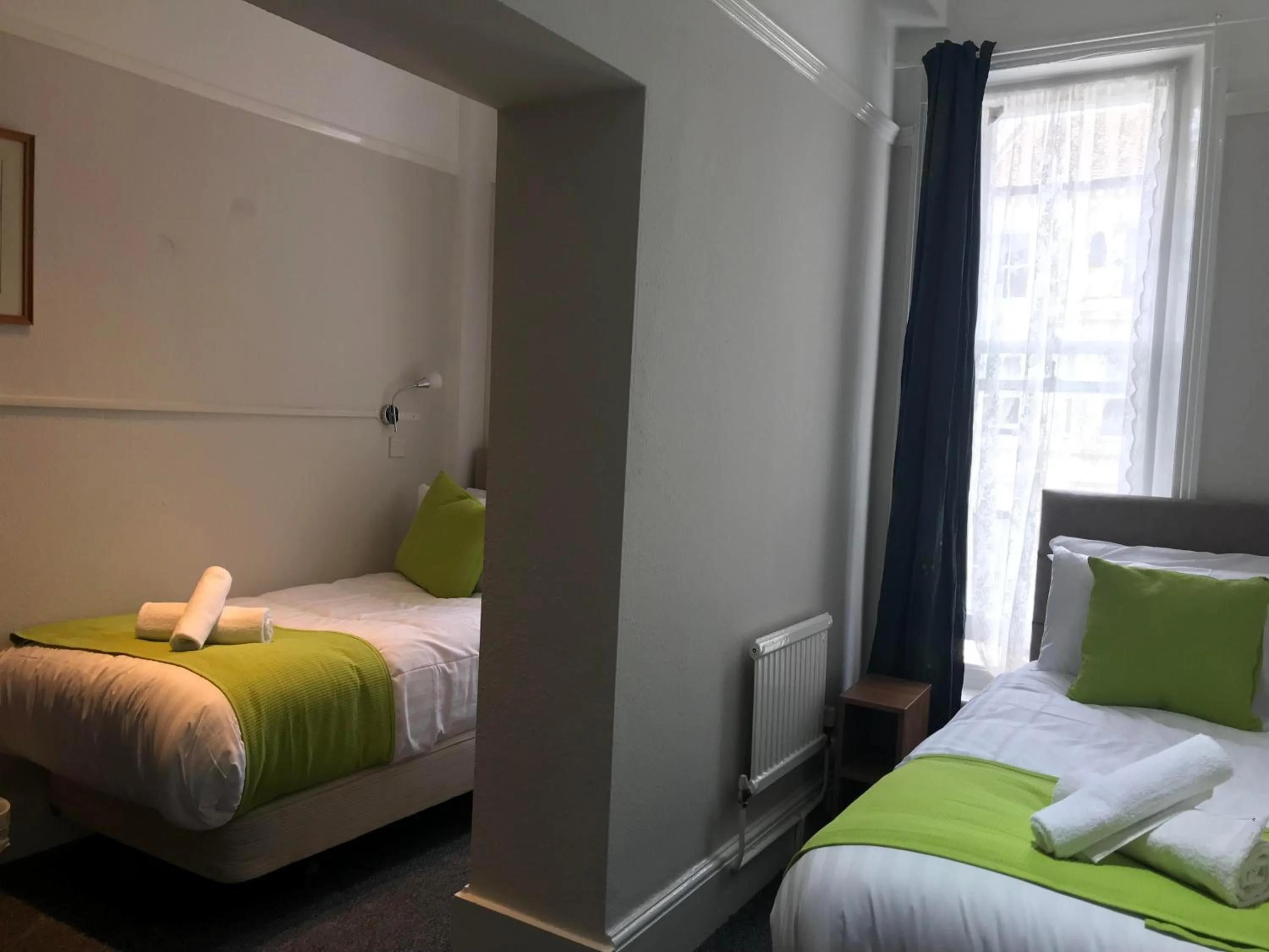 Photo of the whole room in Pearl & Pebbles Eastbourne