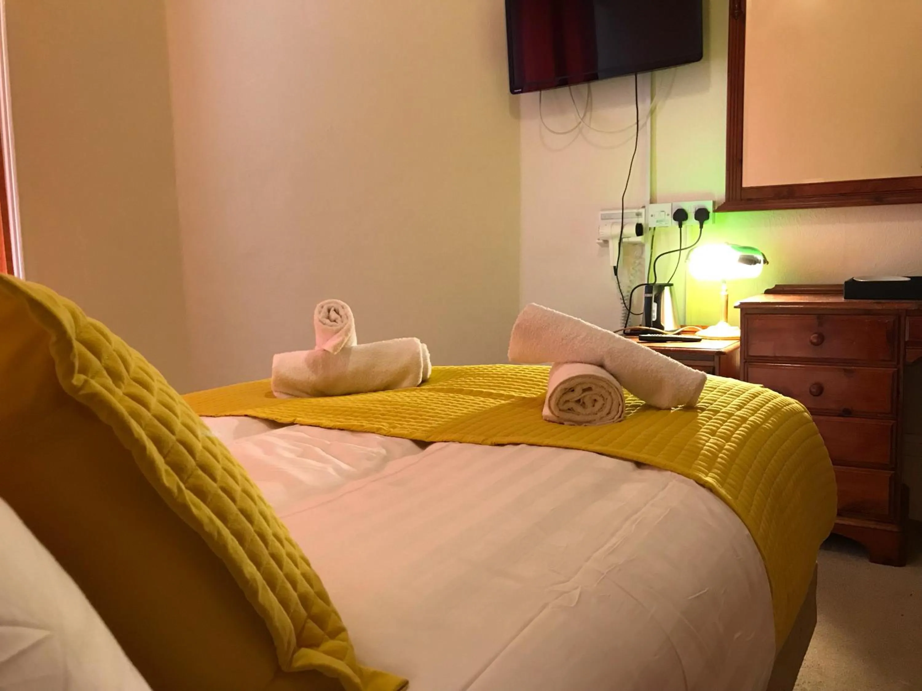 TV and multimedia in Pearl & Pebbles Eastbourne