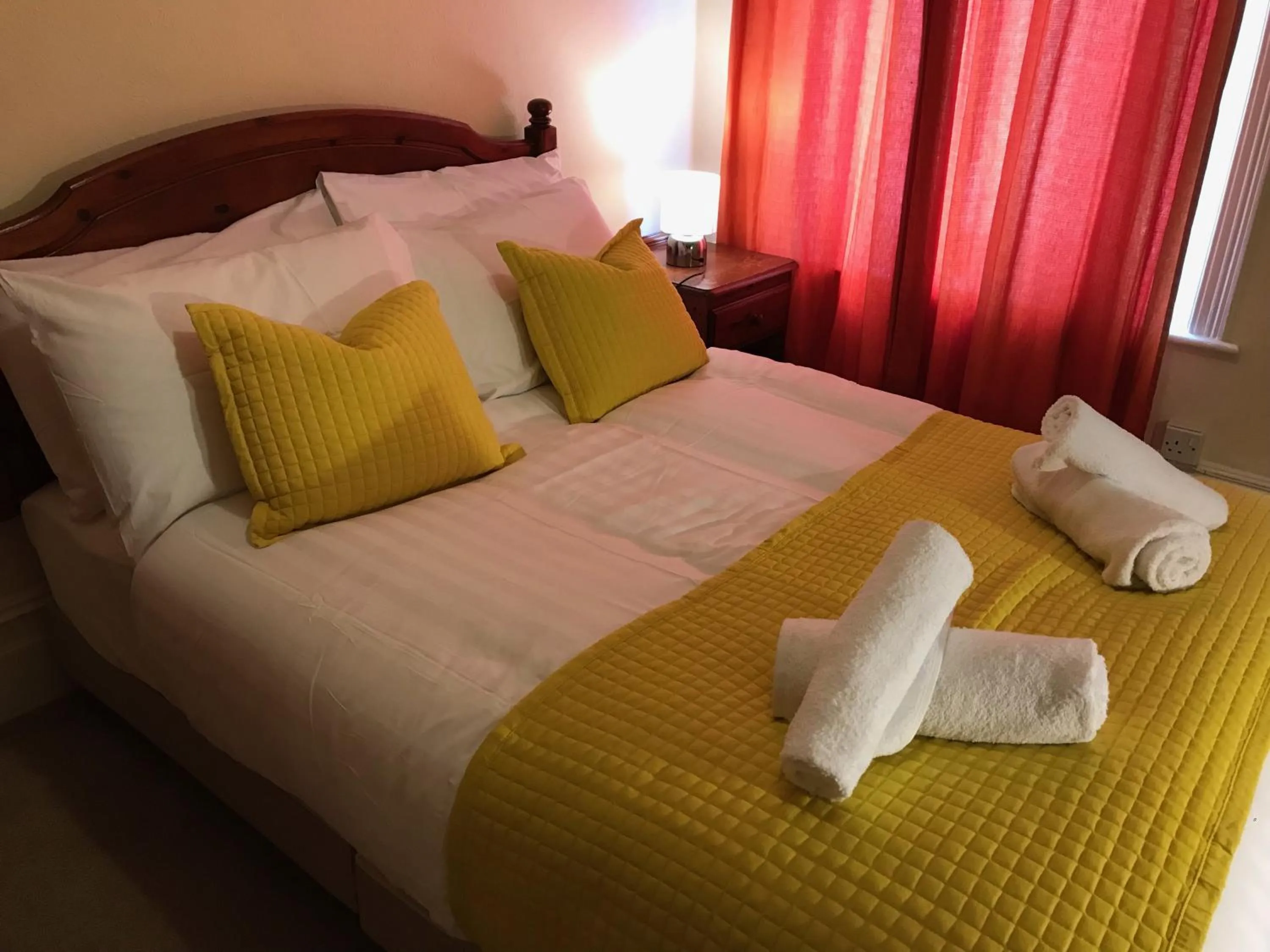 Photo of the whole room in Pearl & Pebbles Eastbourne