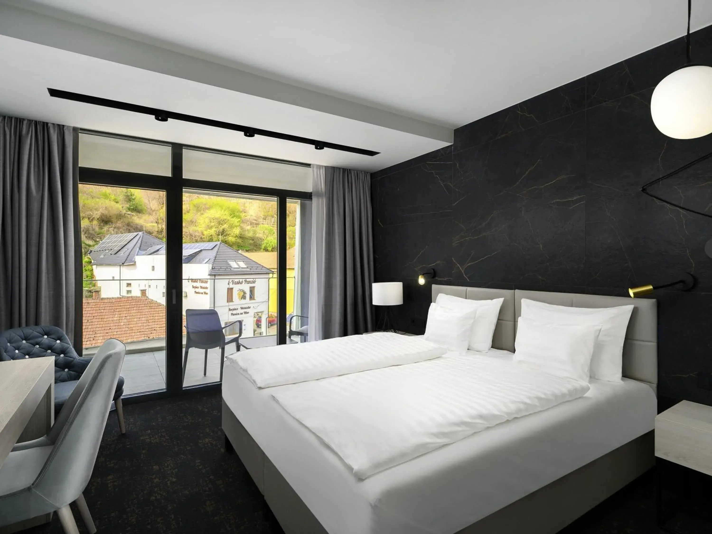 Standard Twin Room in Mercure Tokaj Center Standard Twin Room in Mercure Tokaj Center