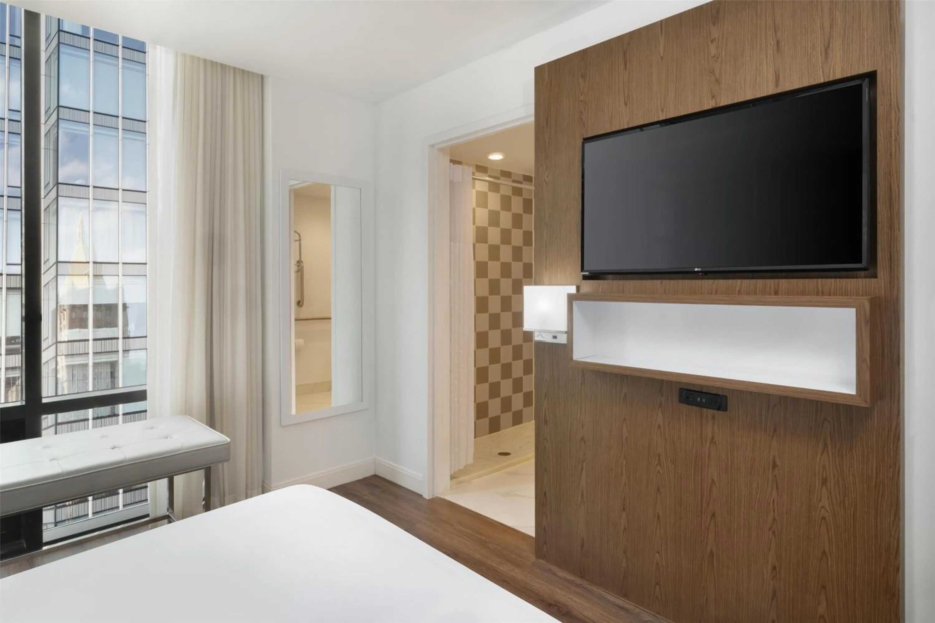 Bedroom, Bed in Best Western Premier Empire State Hotel