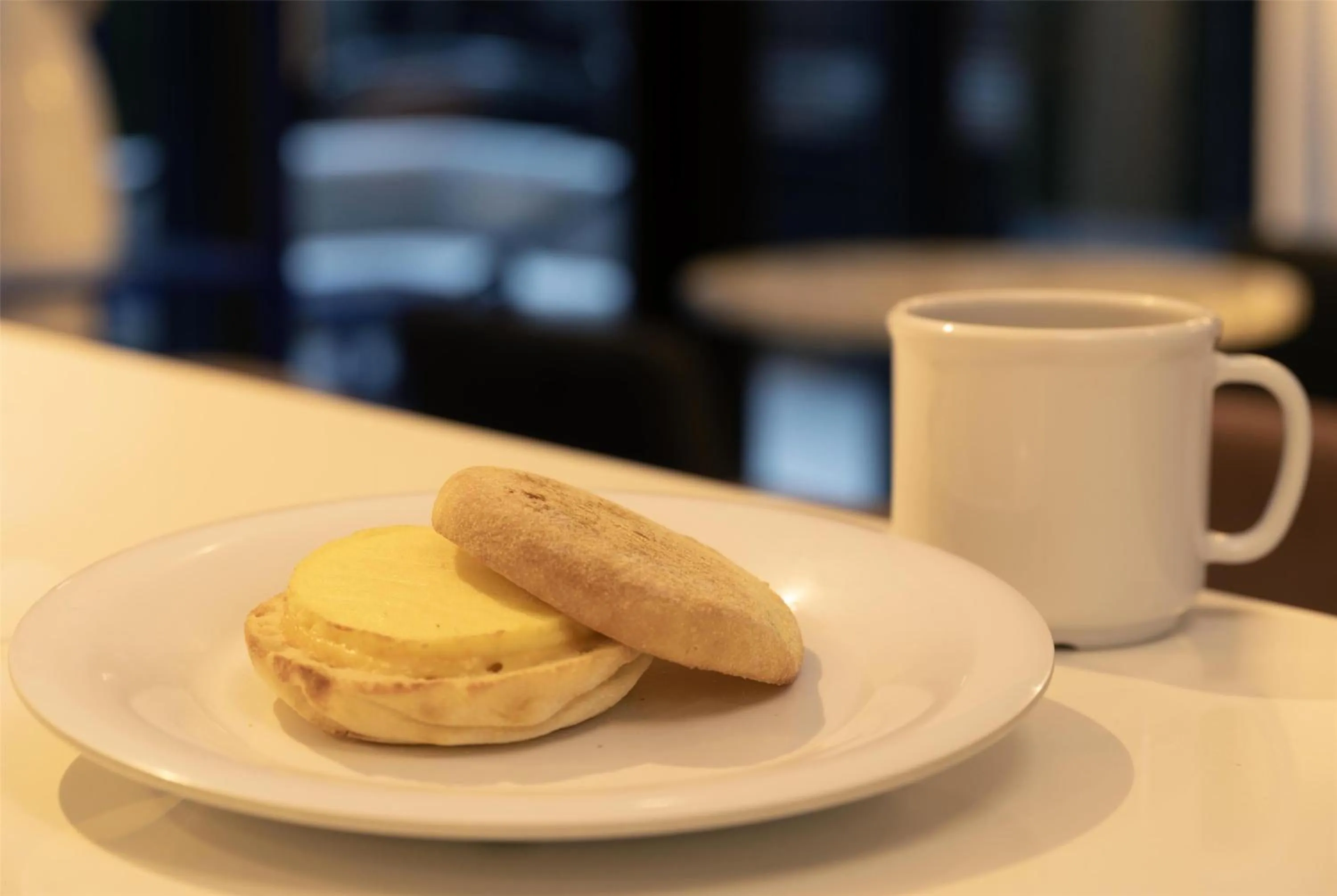 Restaurant/places to eat in Best Western Premier Empire State Hotel