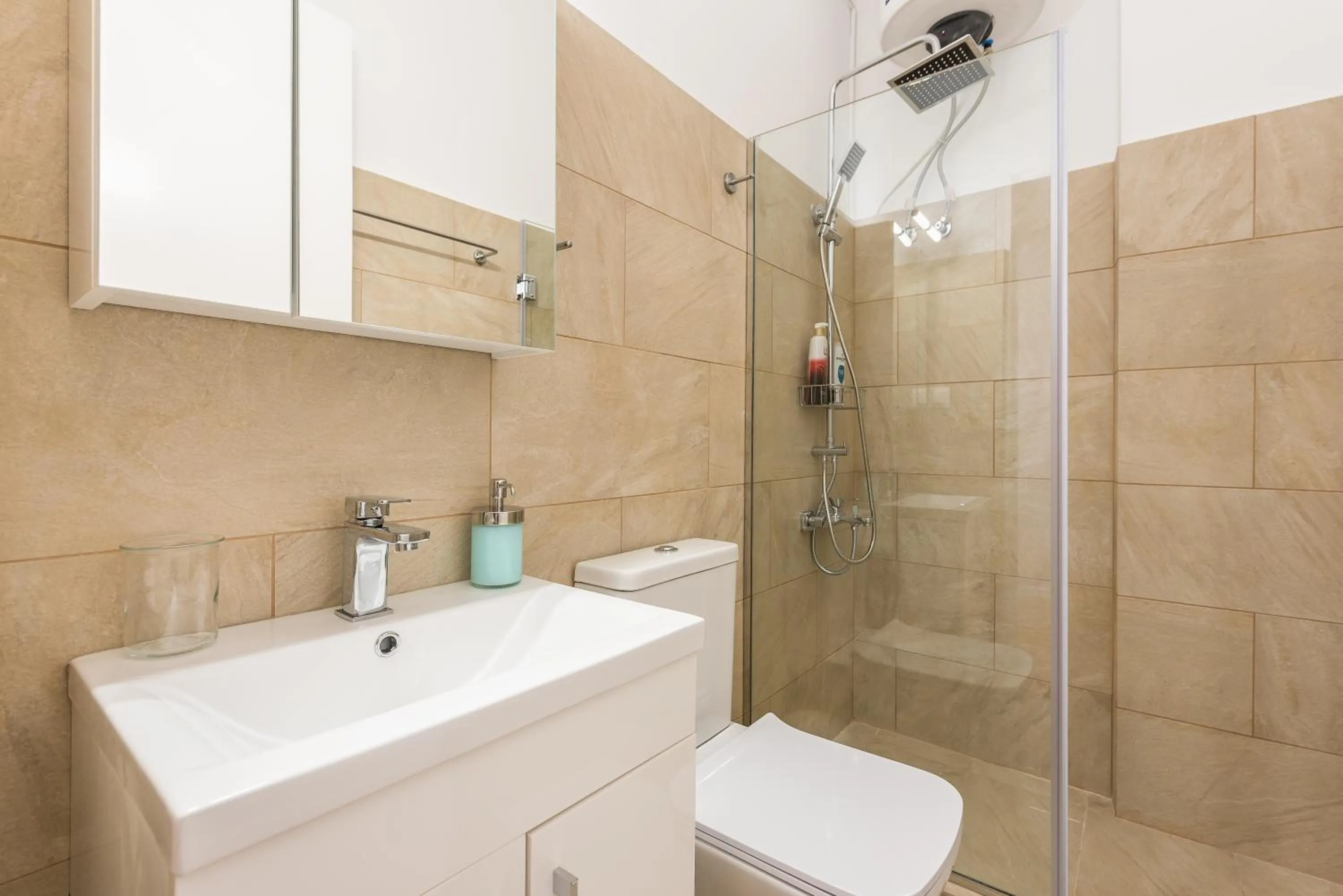 Bathroom in Apartment at Megaro Mousikis st semi basement 1bed 2 pers by MPS