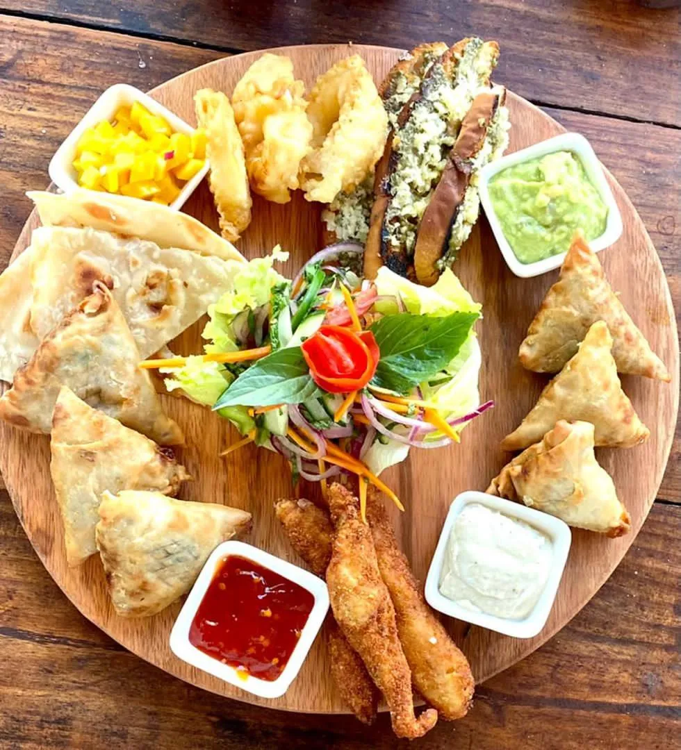 Chikachika Beach B&B