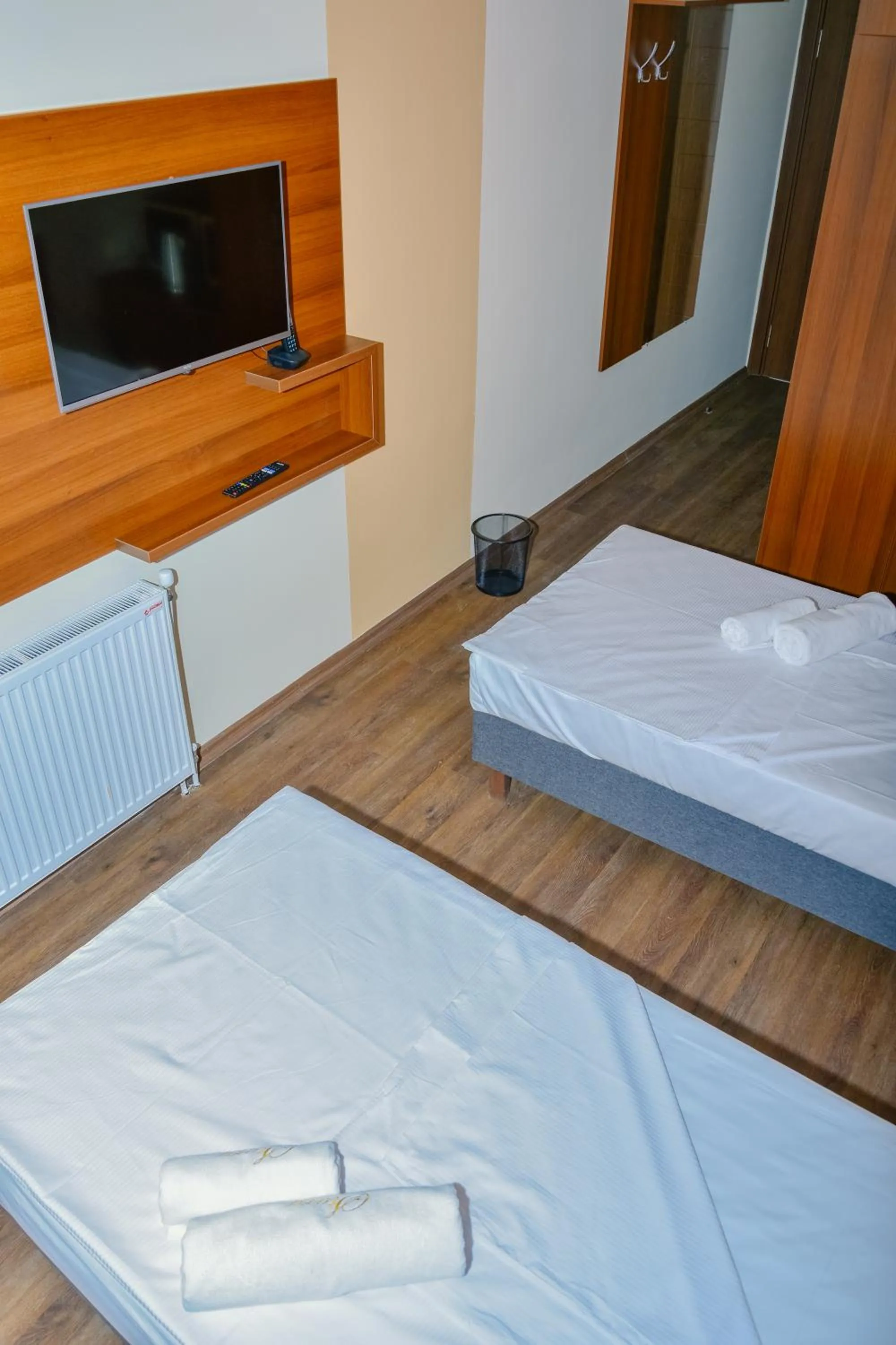 Photo of the whole room in Hotel Story