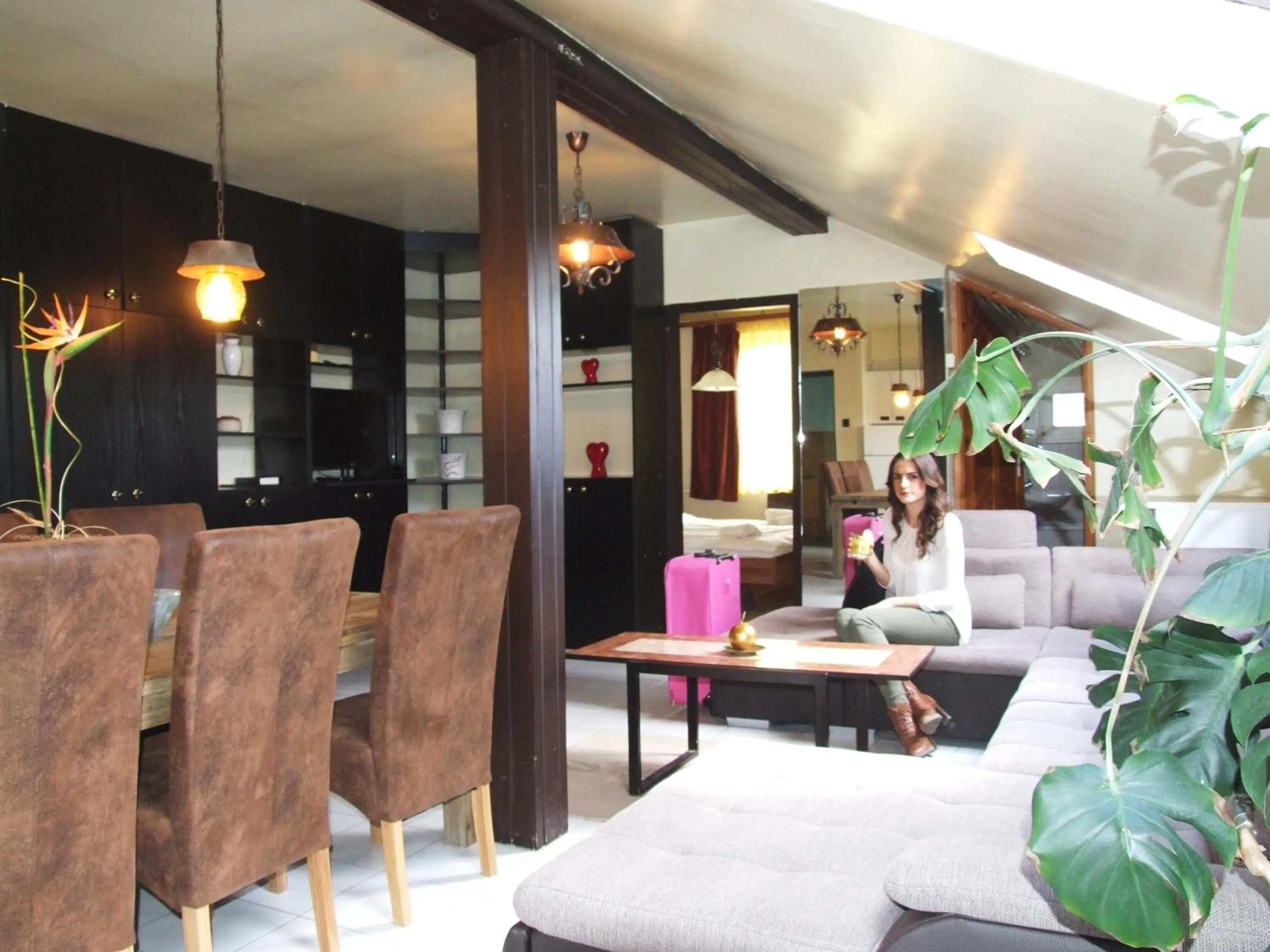 Communal lounge/ TV room in Thermal Panzió Sárvár