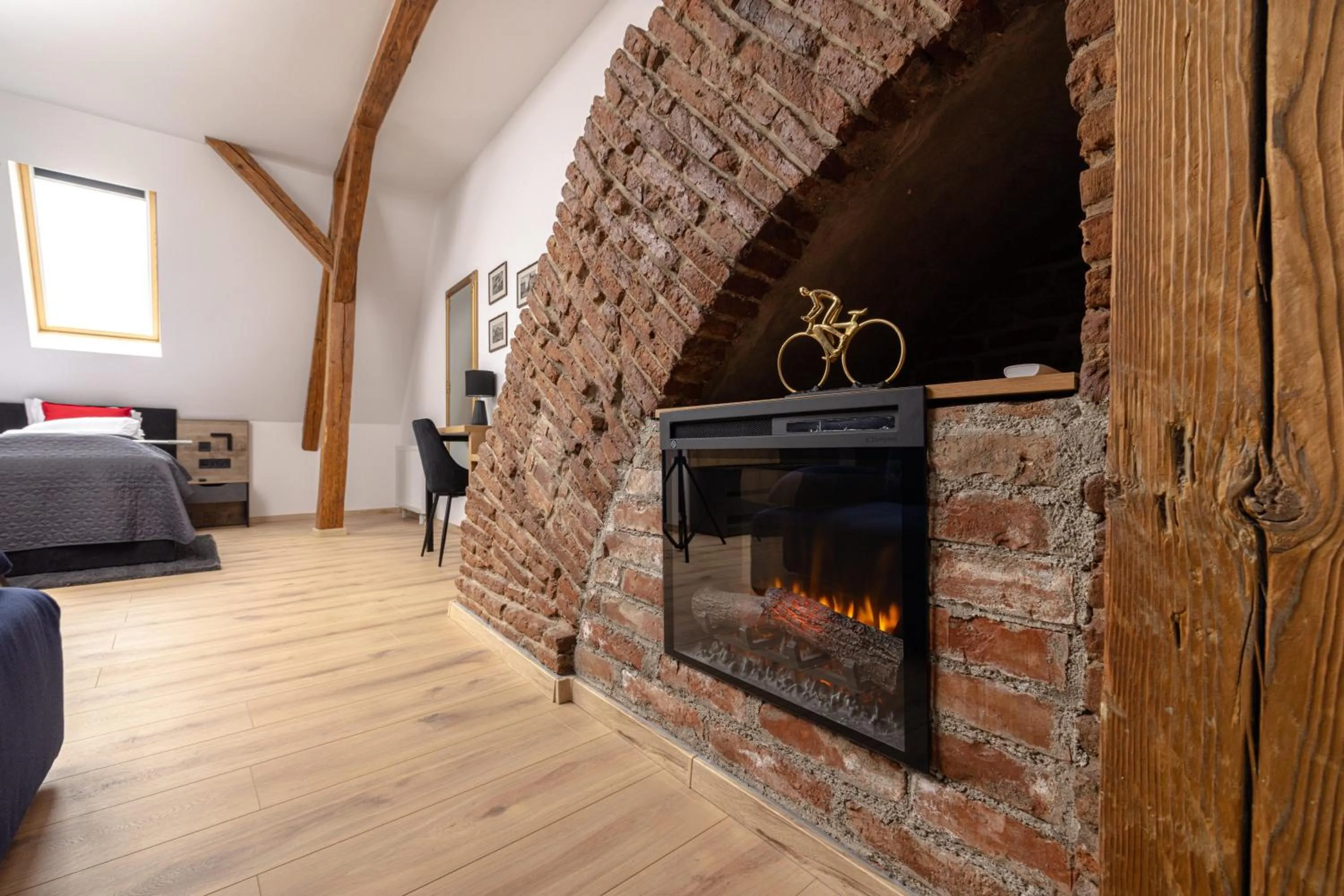 flat iron in Haller Boutique