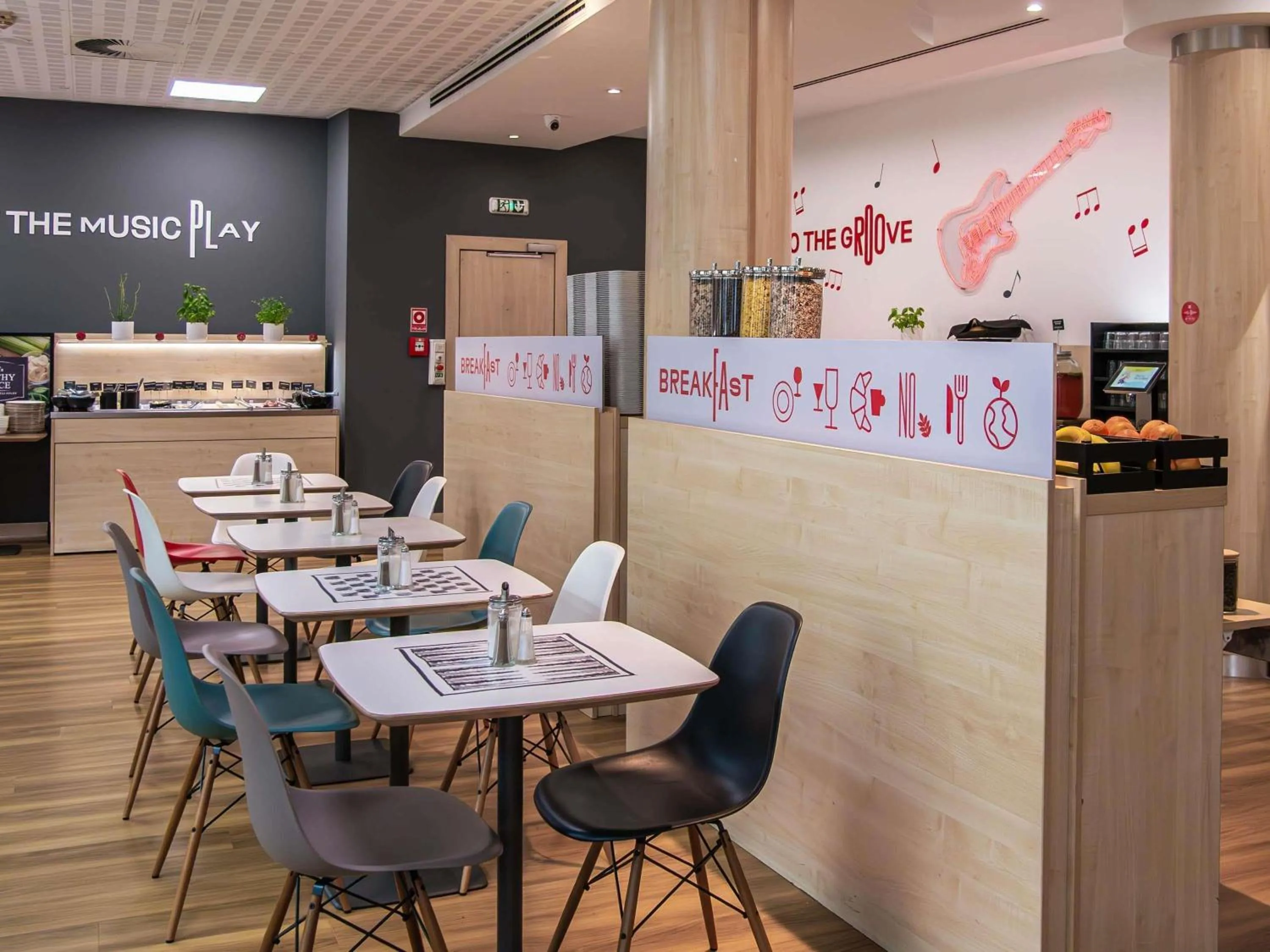 Breakfast in Ibis Győr