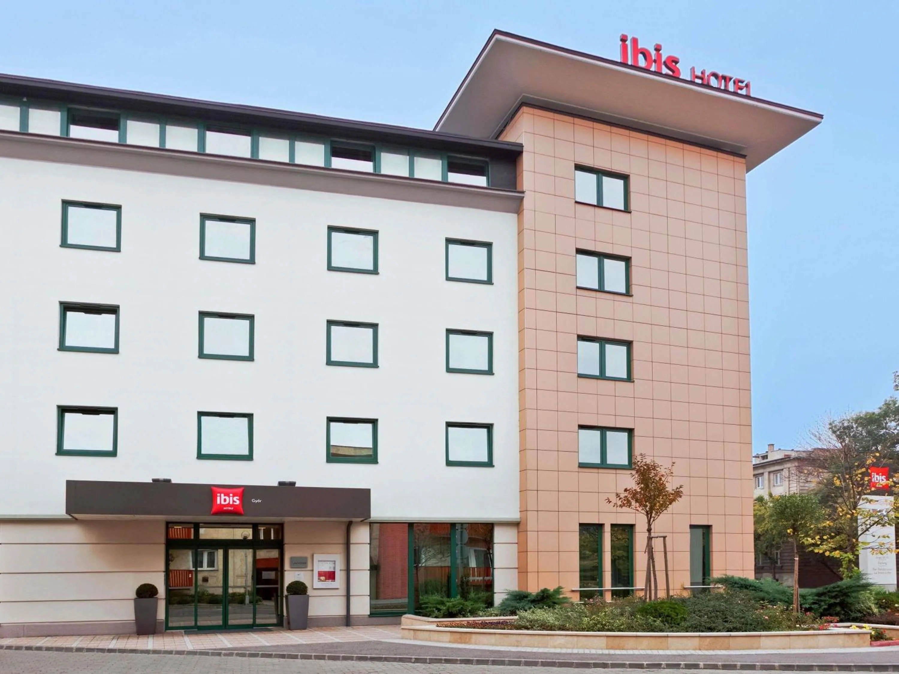 Property building in Ibis Győr